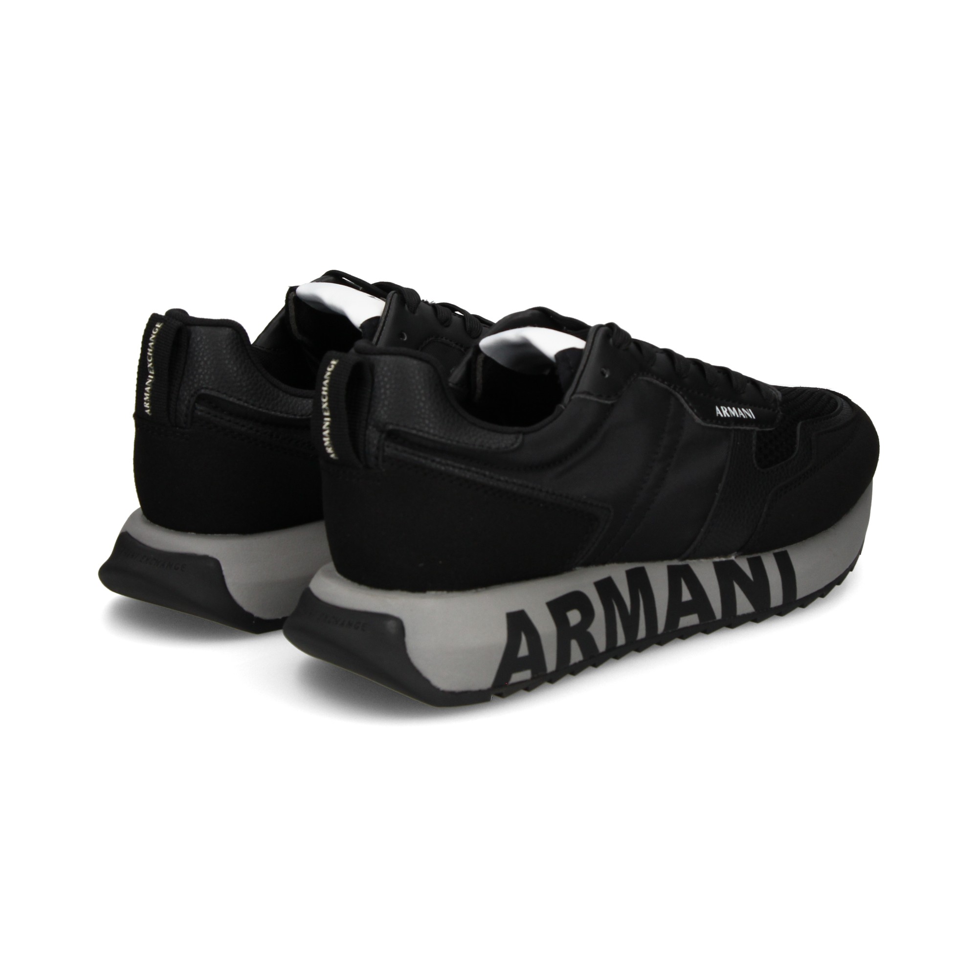 ARMANI EXCHANGE Sapatos de homem XUX151 K001 BLACK+BLAC