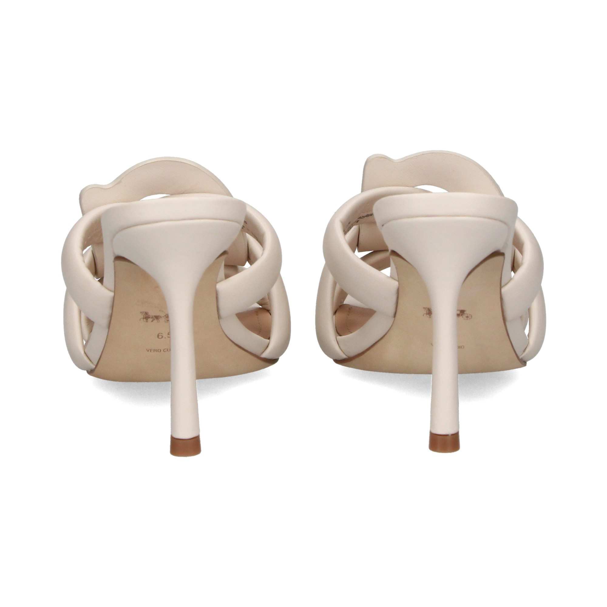 pala-circulo-enrejado-hielo