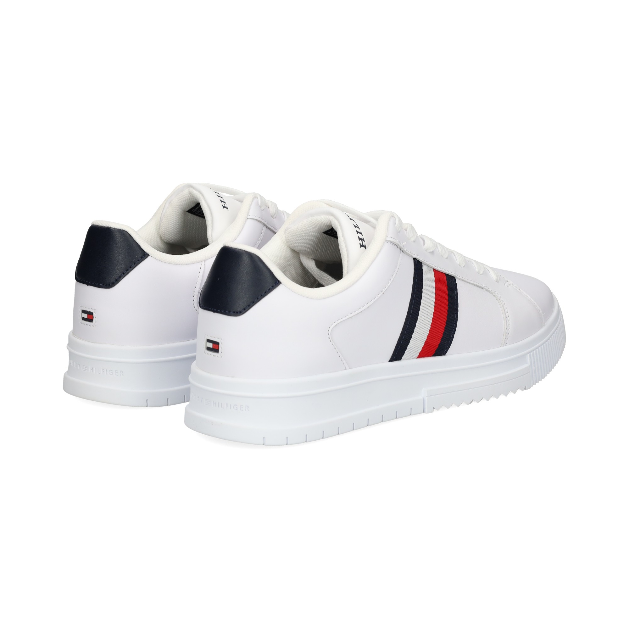 deportivo-banda-tricolor-piel-blanco