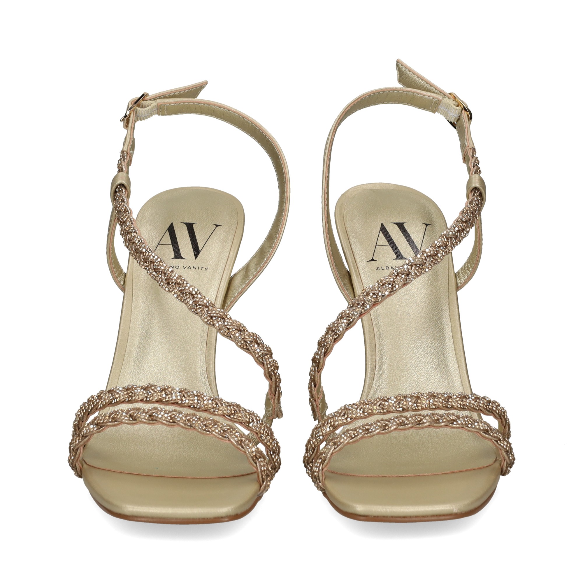 sandalia-tiras-trenzas-platino