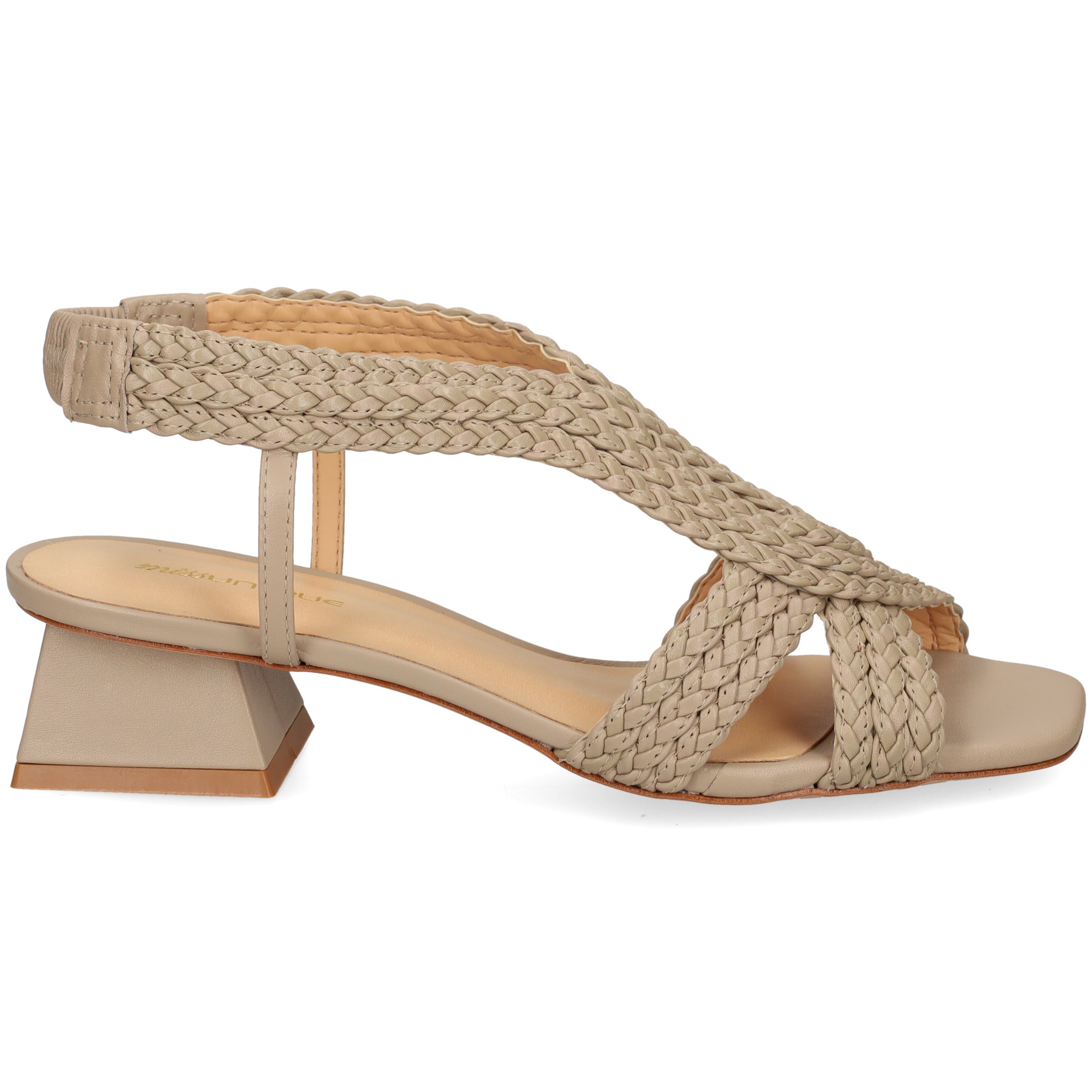 sandalia-bebe-trenzada-piel-beige