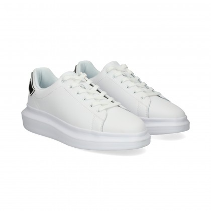 TALON NEGRO DEPORTIVO PIEL BLANCO