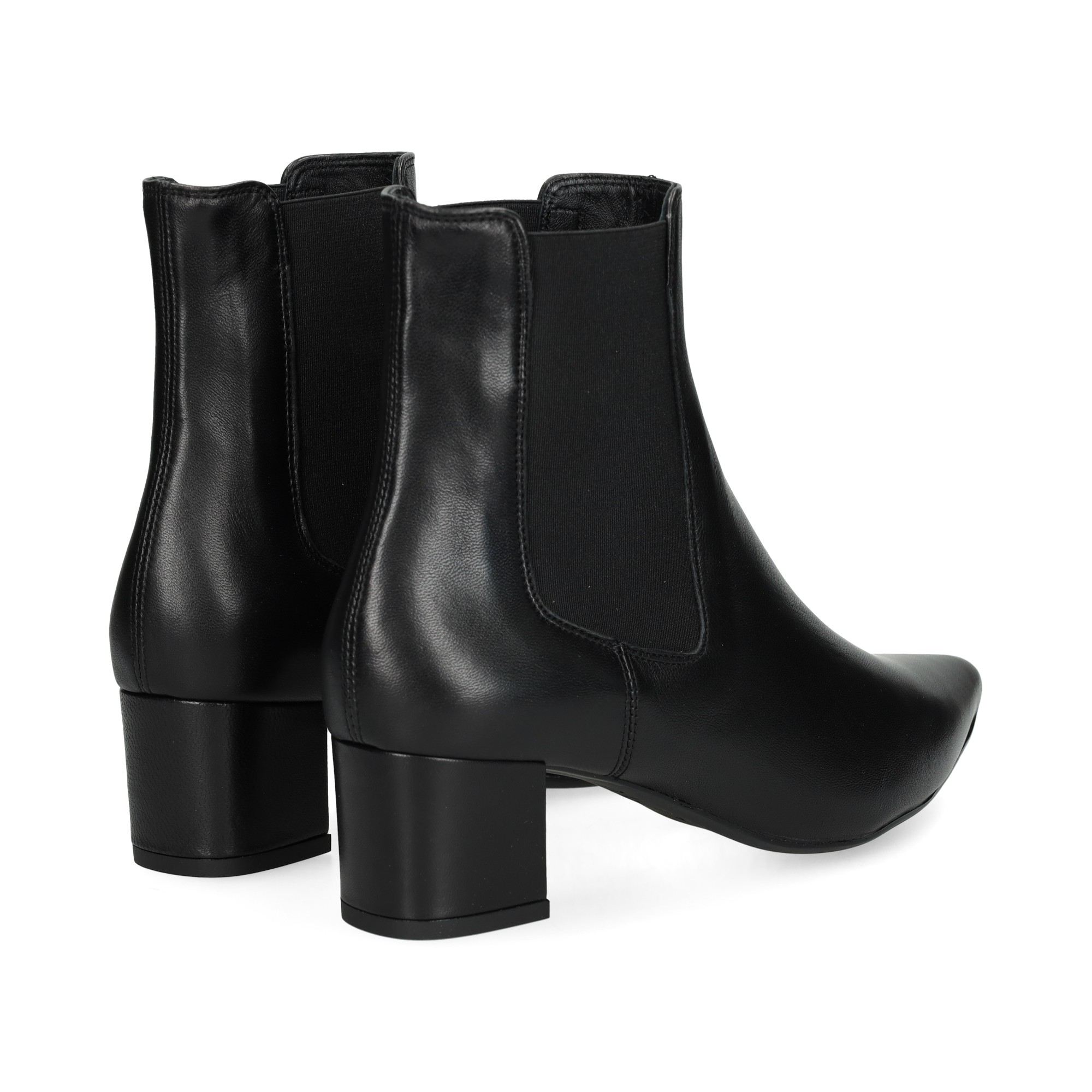 botin-elastico-piel-negro