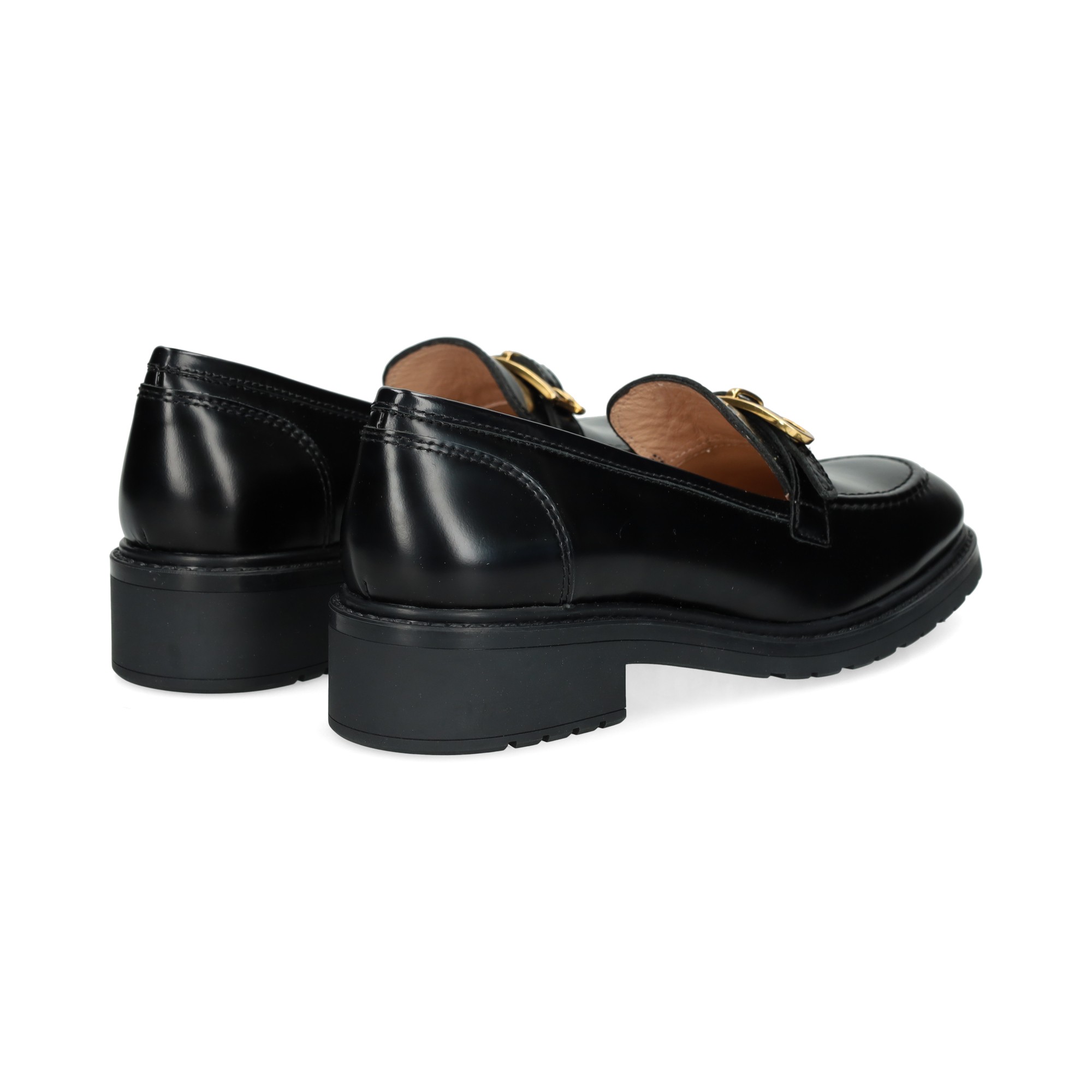 mocasin-hebilla-piel-negro