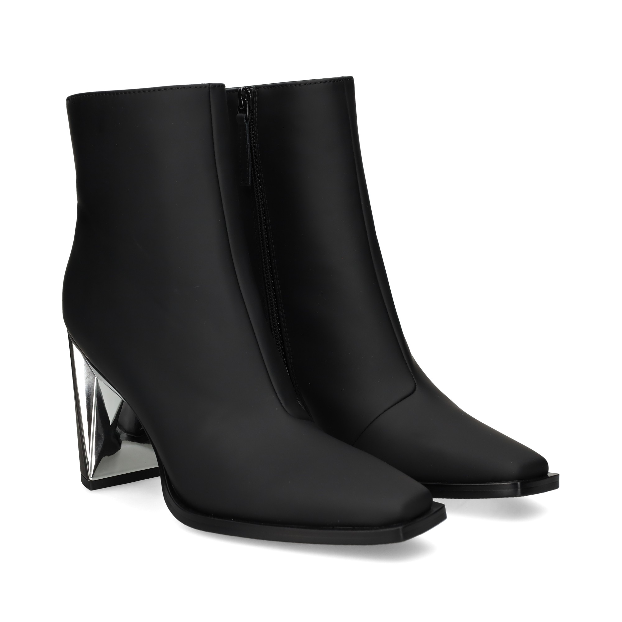 botin-piel-negro