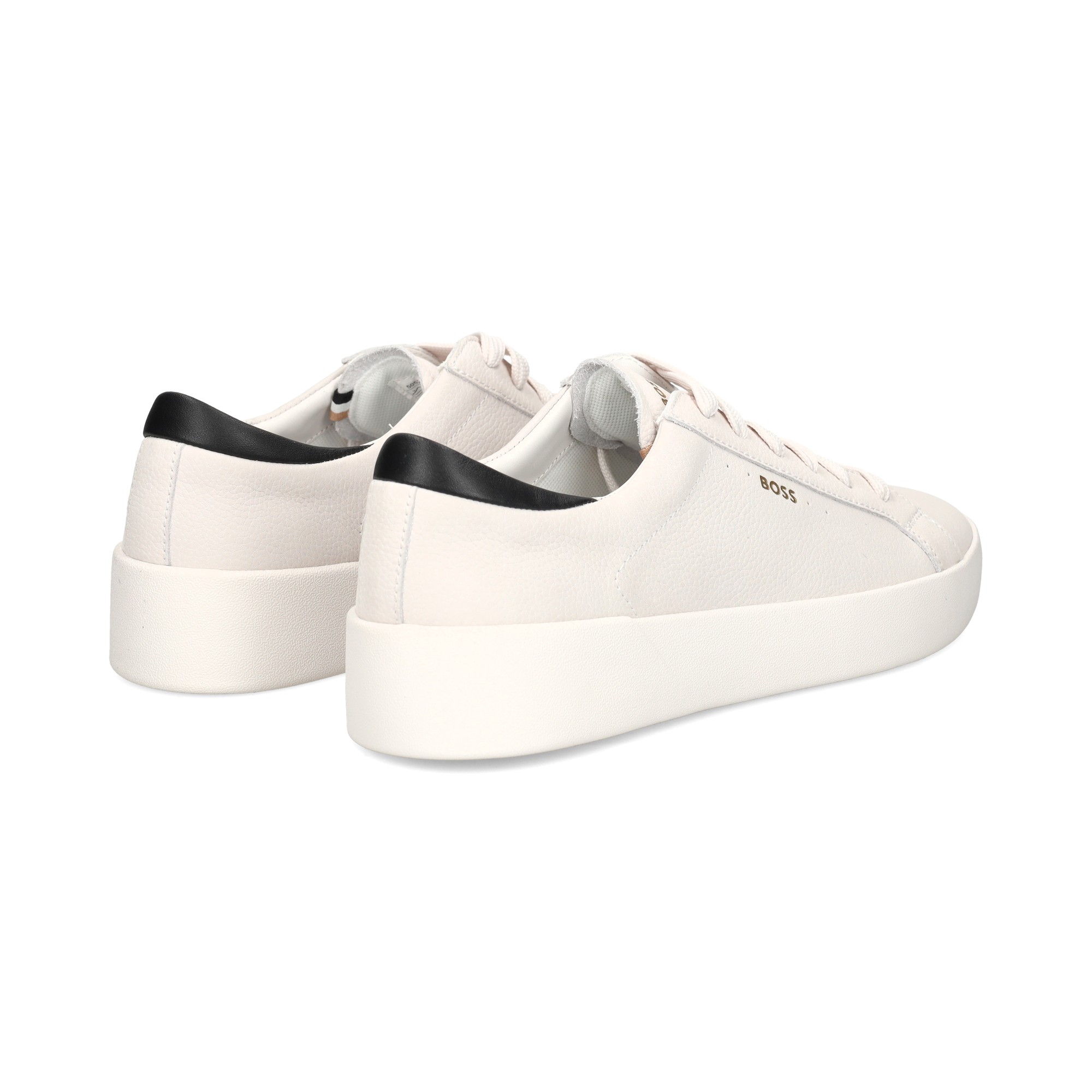 talon-negro-deportivo-piel-blanco