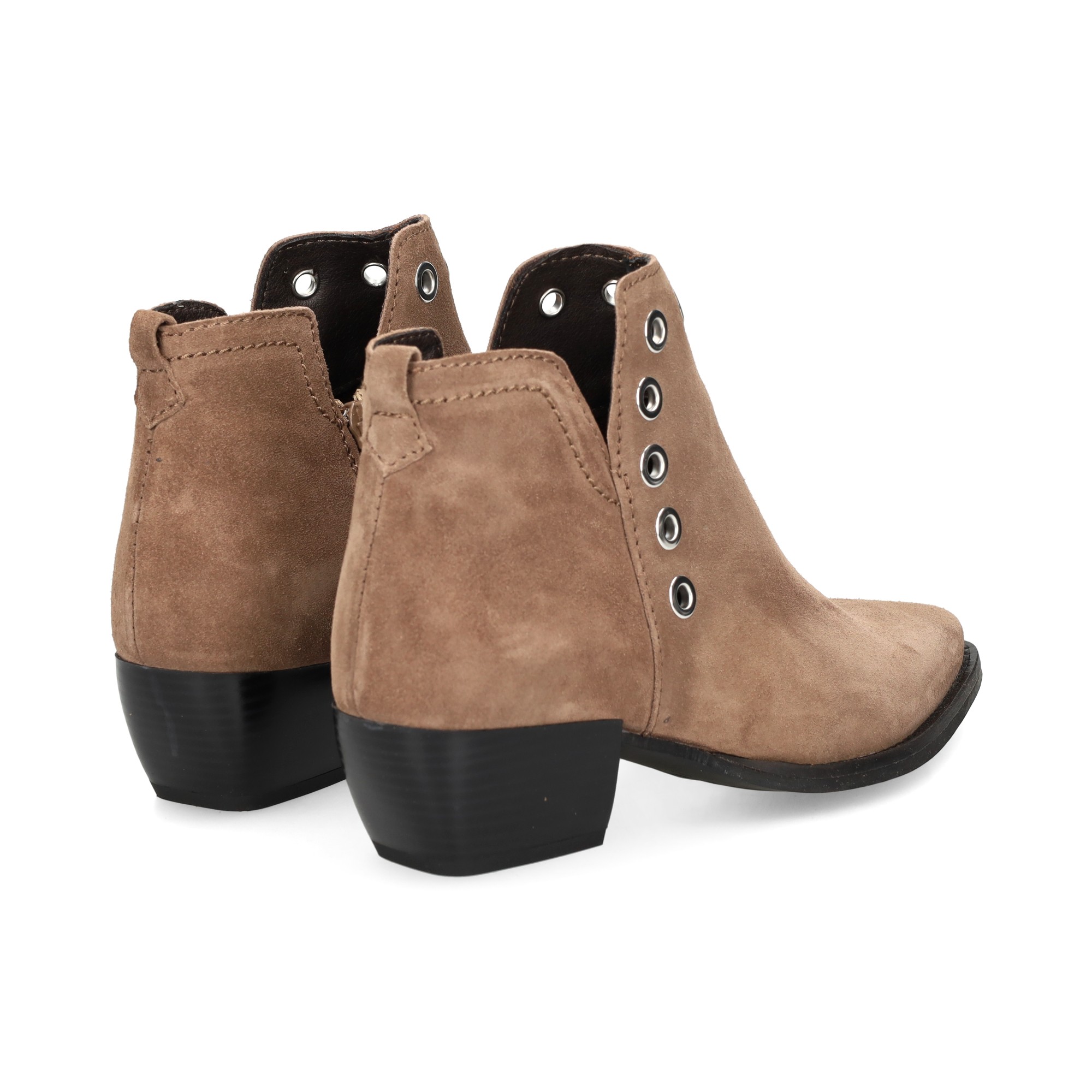 botin-cowboy-arandelas-ante-marron