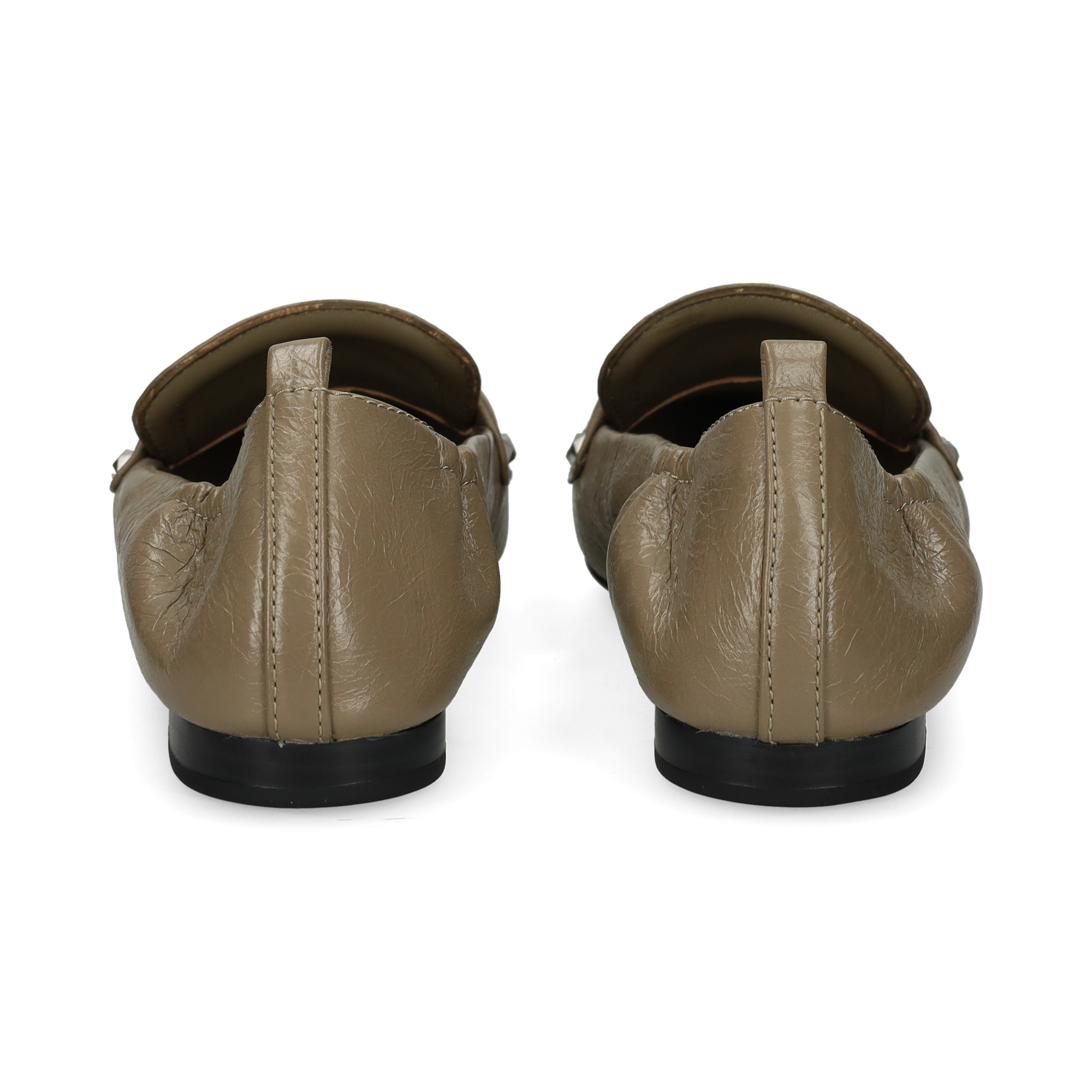 mocasin-flecos-piel-beige