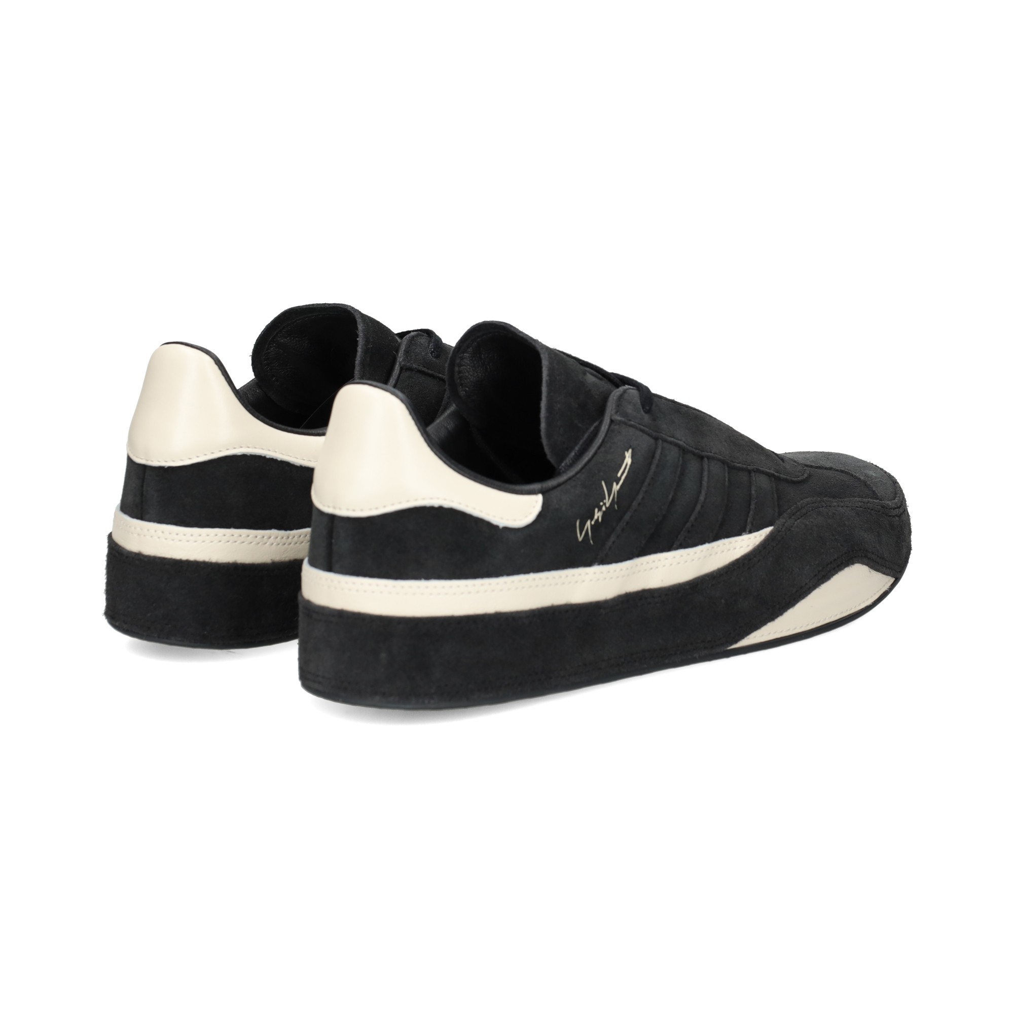 talon-hielo-deportivo-ante-negro