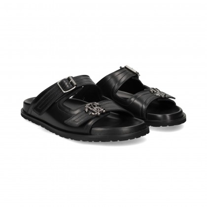 sandalia-2-tiras-logo-hebilla-negro