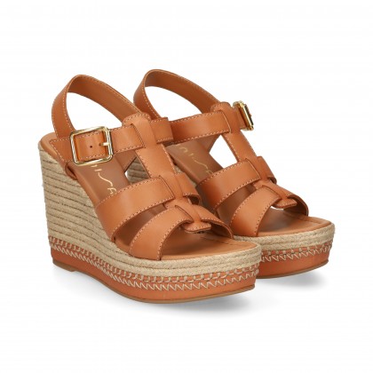 SANDALIA PLATAFORMA BEBE PIEL CUERO