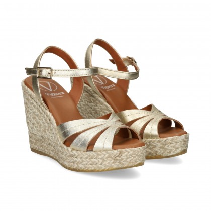 sandalia-metalizada-beige