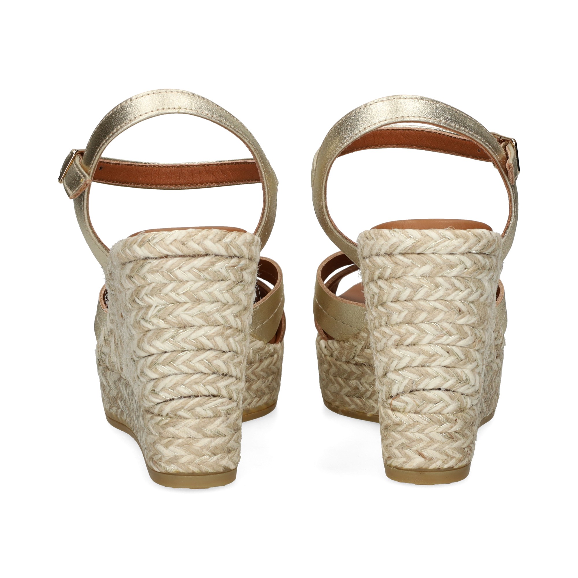 sandalia-metalizada-beige