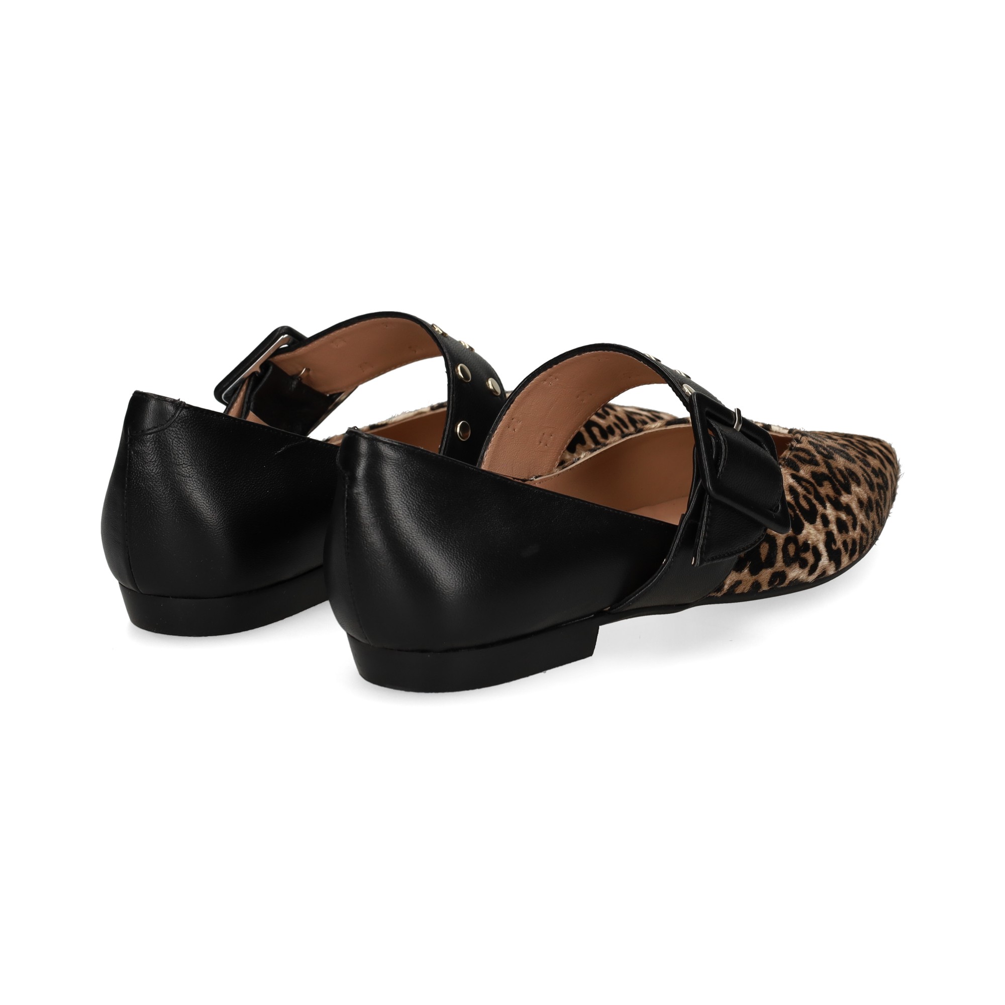 mercedes-punta-pelo-leopardo-negro