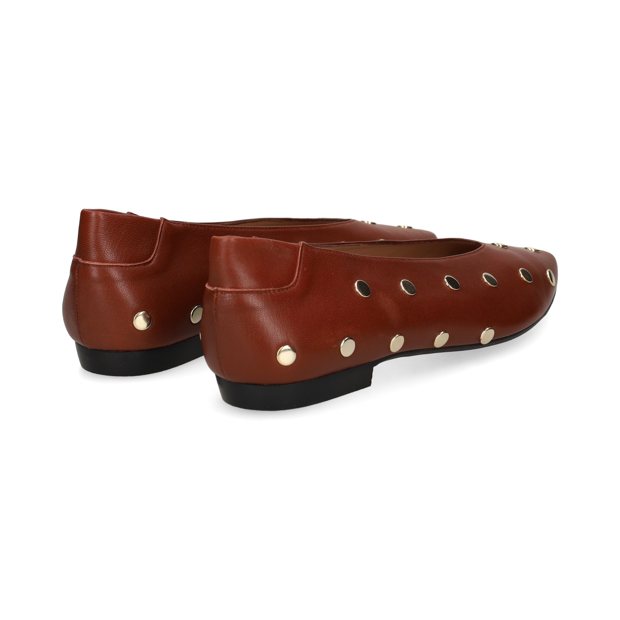 bailarina-tachas-piel-marron