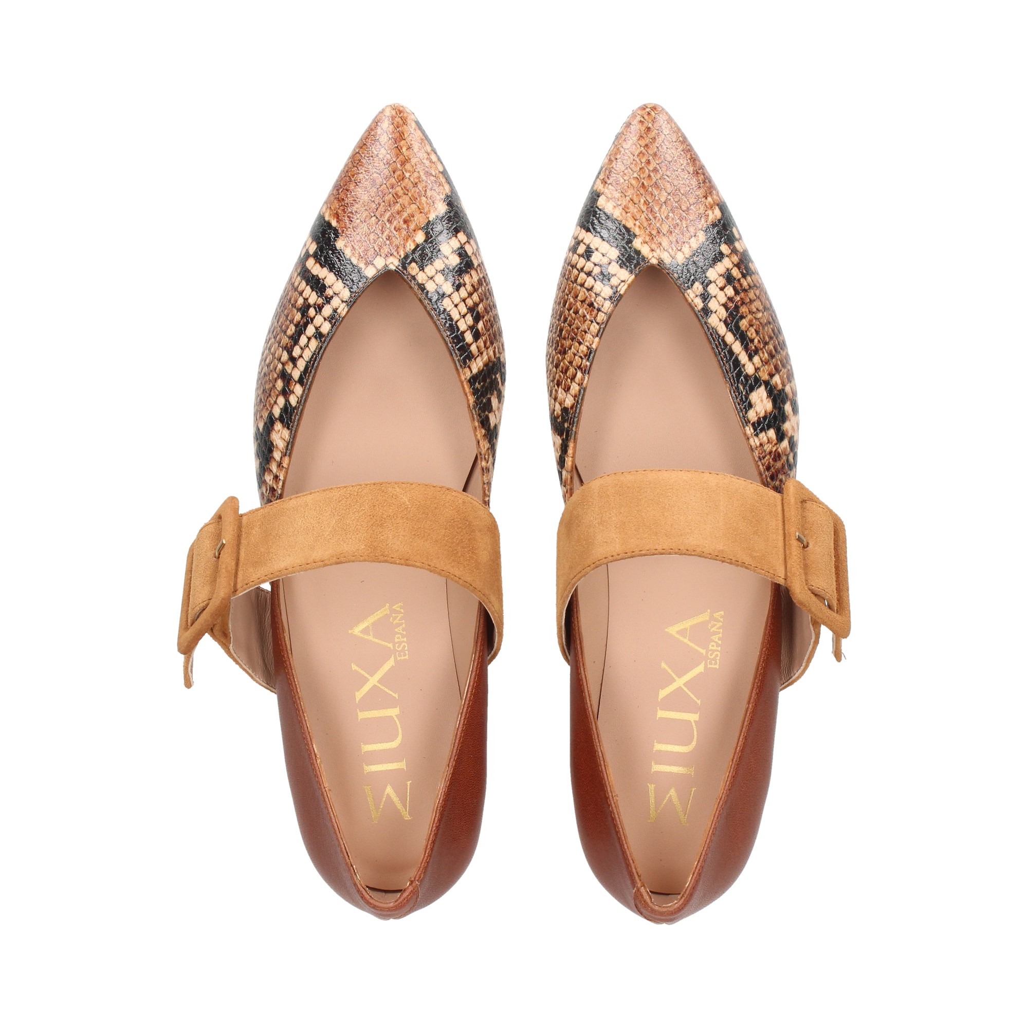 mercedes-punta-reptil-cuero