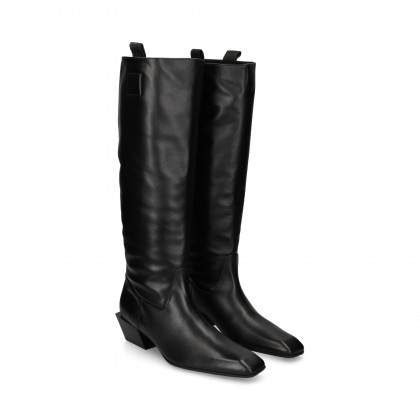 BOTA PIEL NEGRO