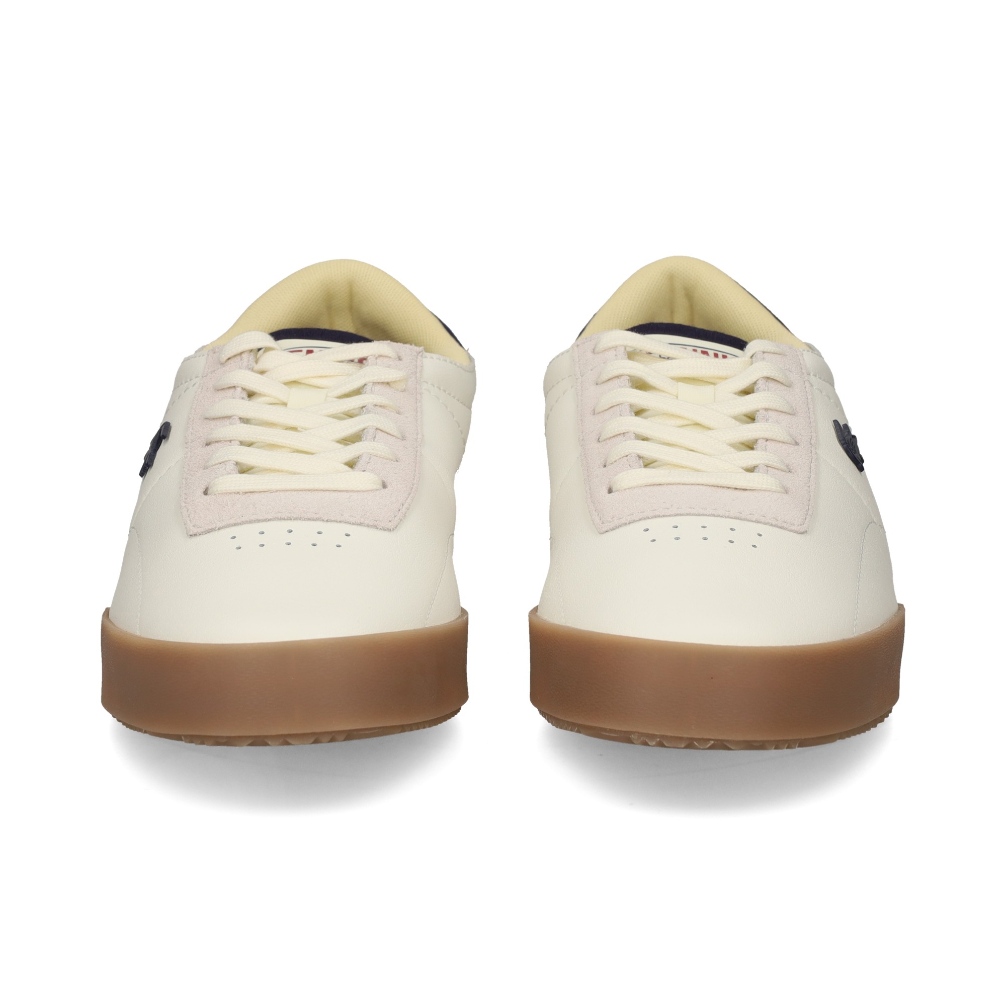 talon-azul-vivo-rojo-piel-blanco