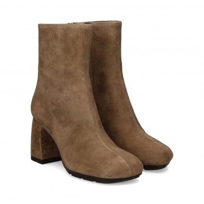BOTIN CUERO