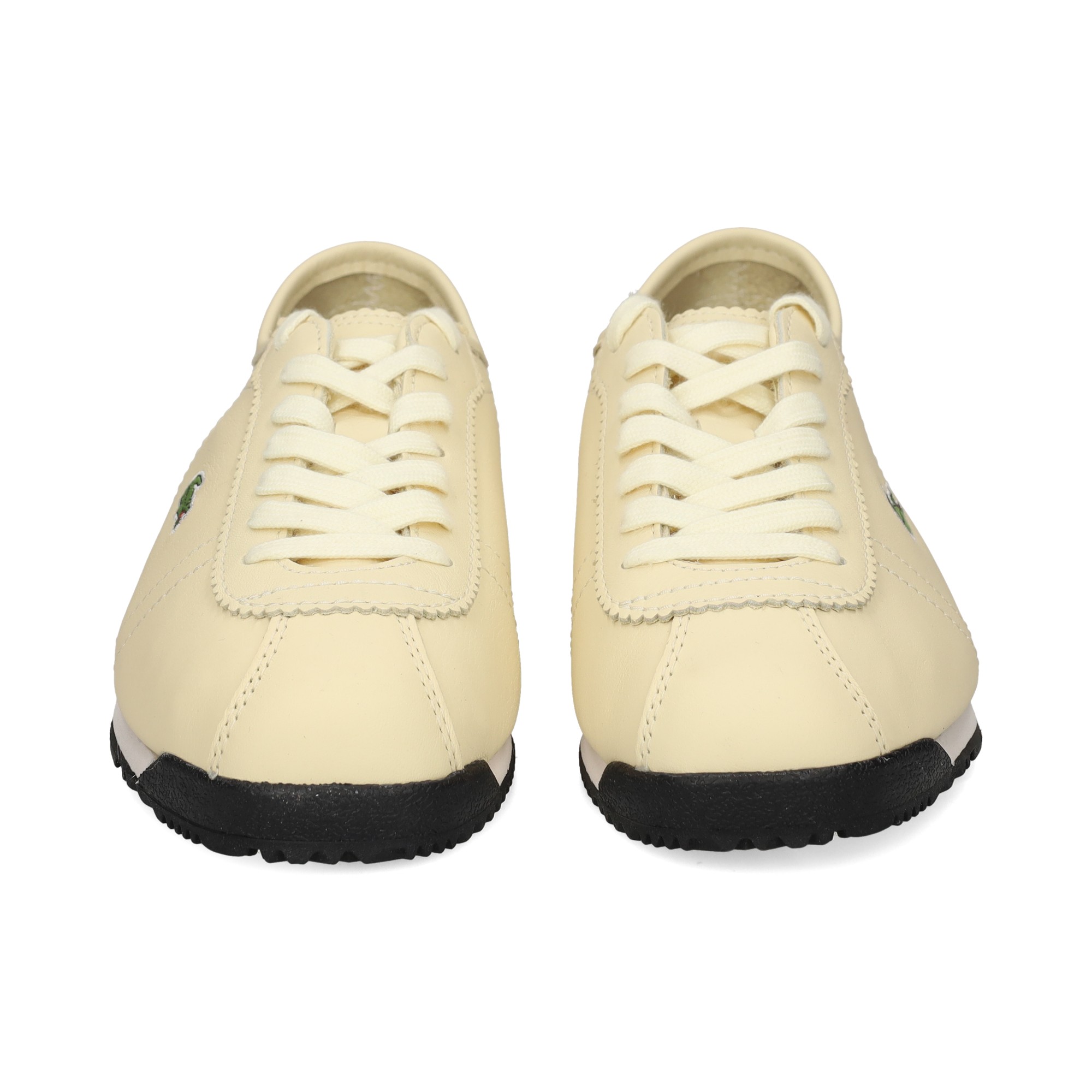 deportivo-tenis-piel-hielo