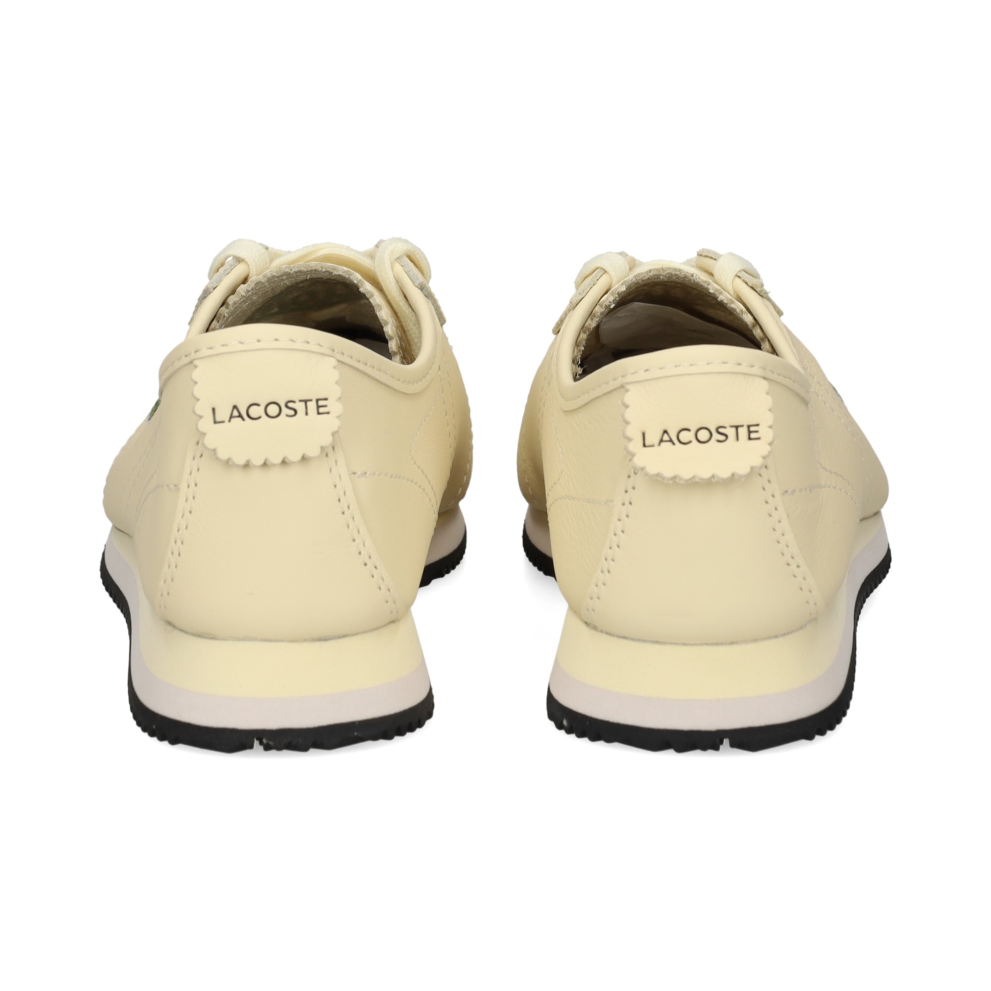 deportivo-tenis-piel-hielo