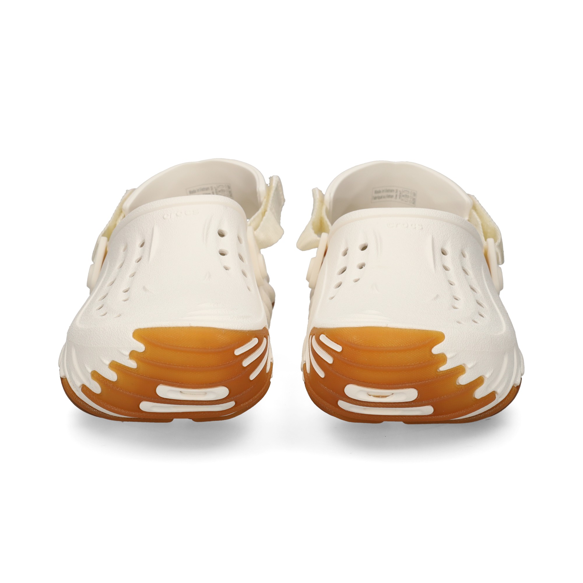 zueco-grietas-lado-marronhielo