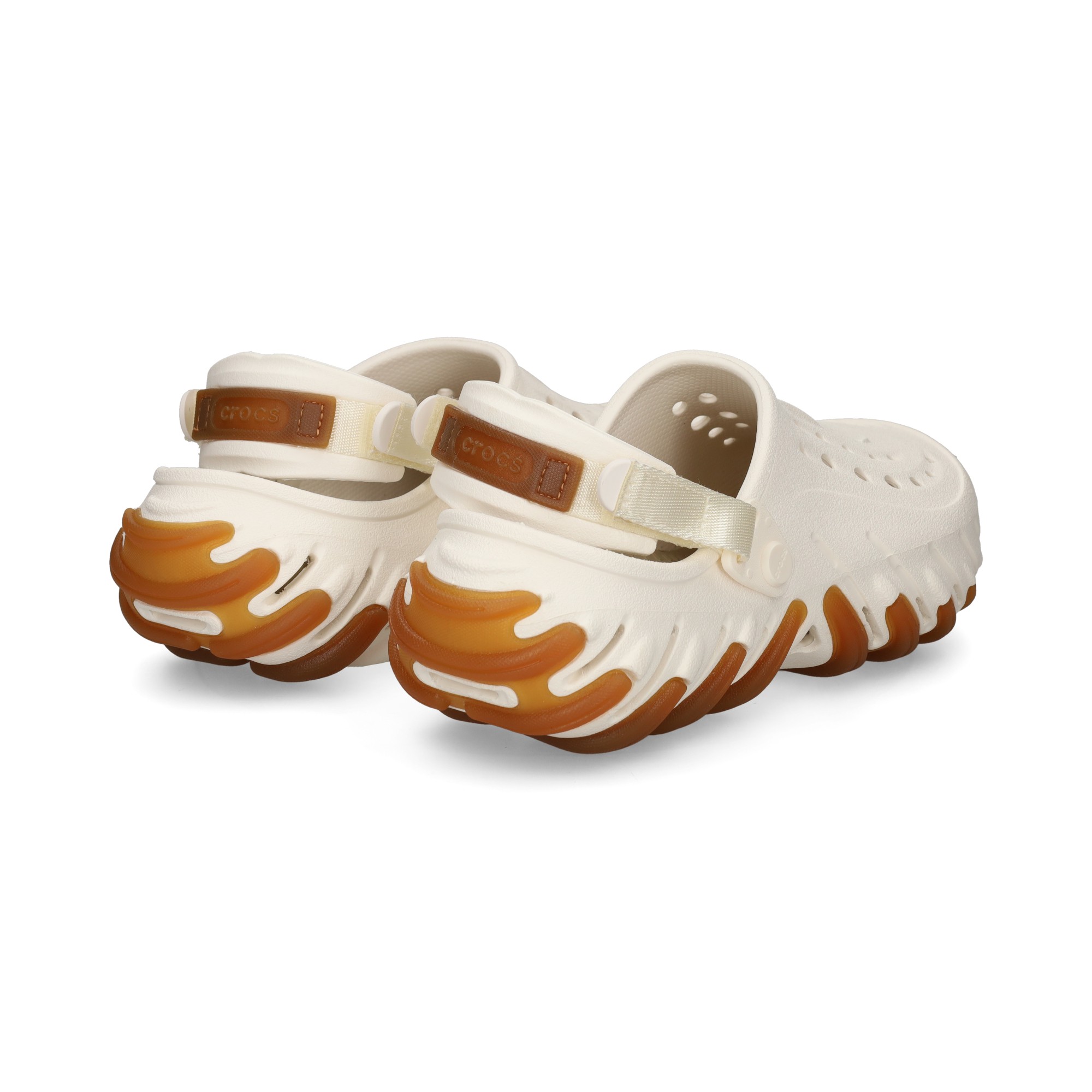 zueco-grietas-lado-marronhielo