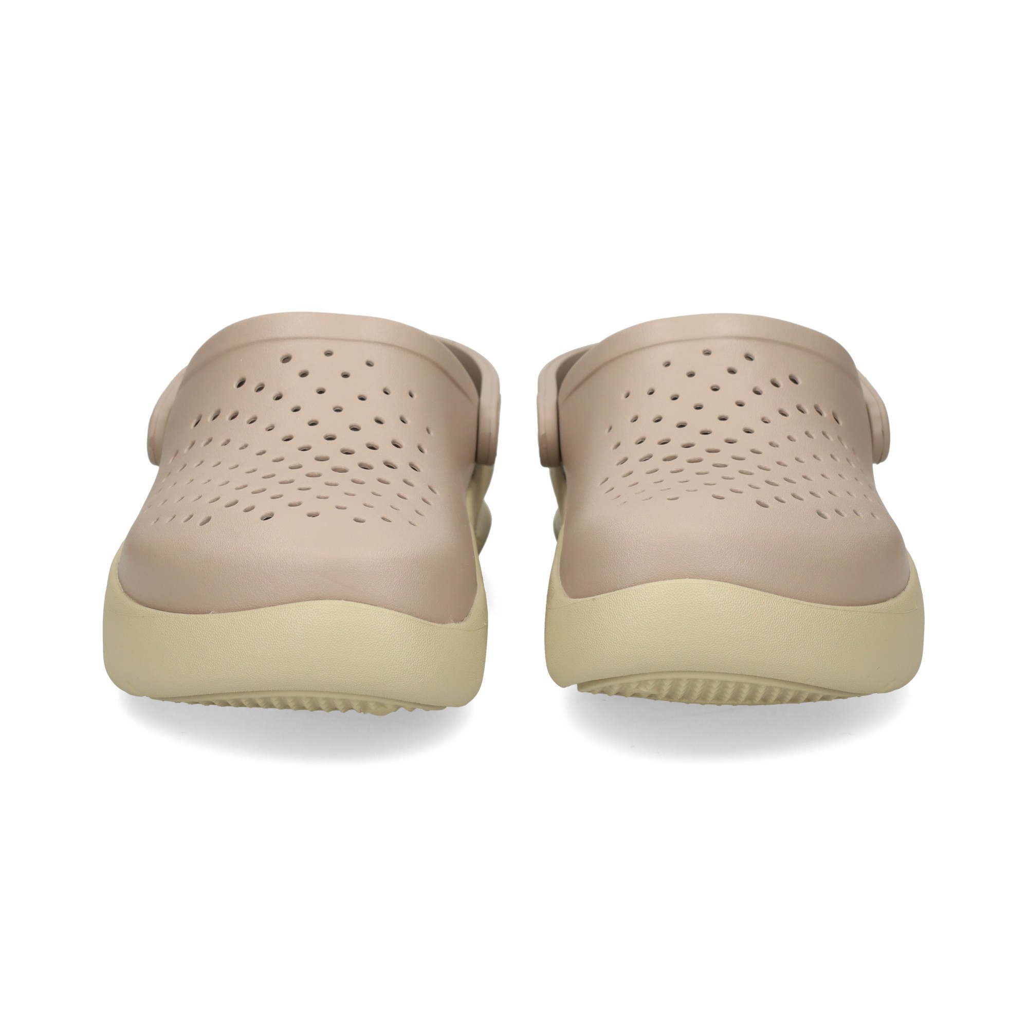 zueco-perforado-beige