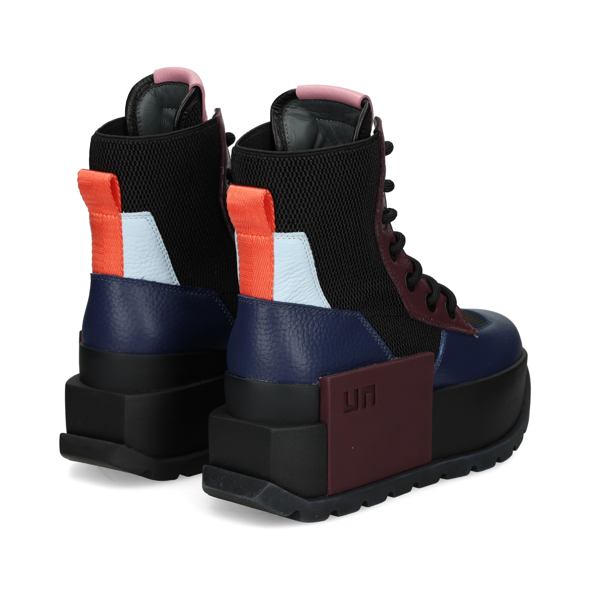 botin-pielmalla-multi-azul
