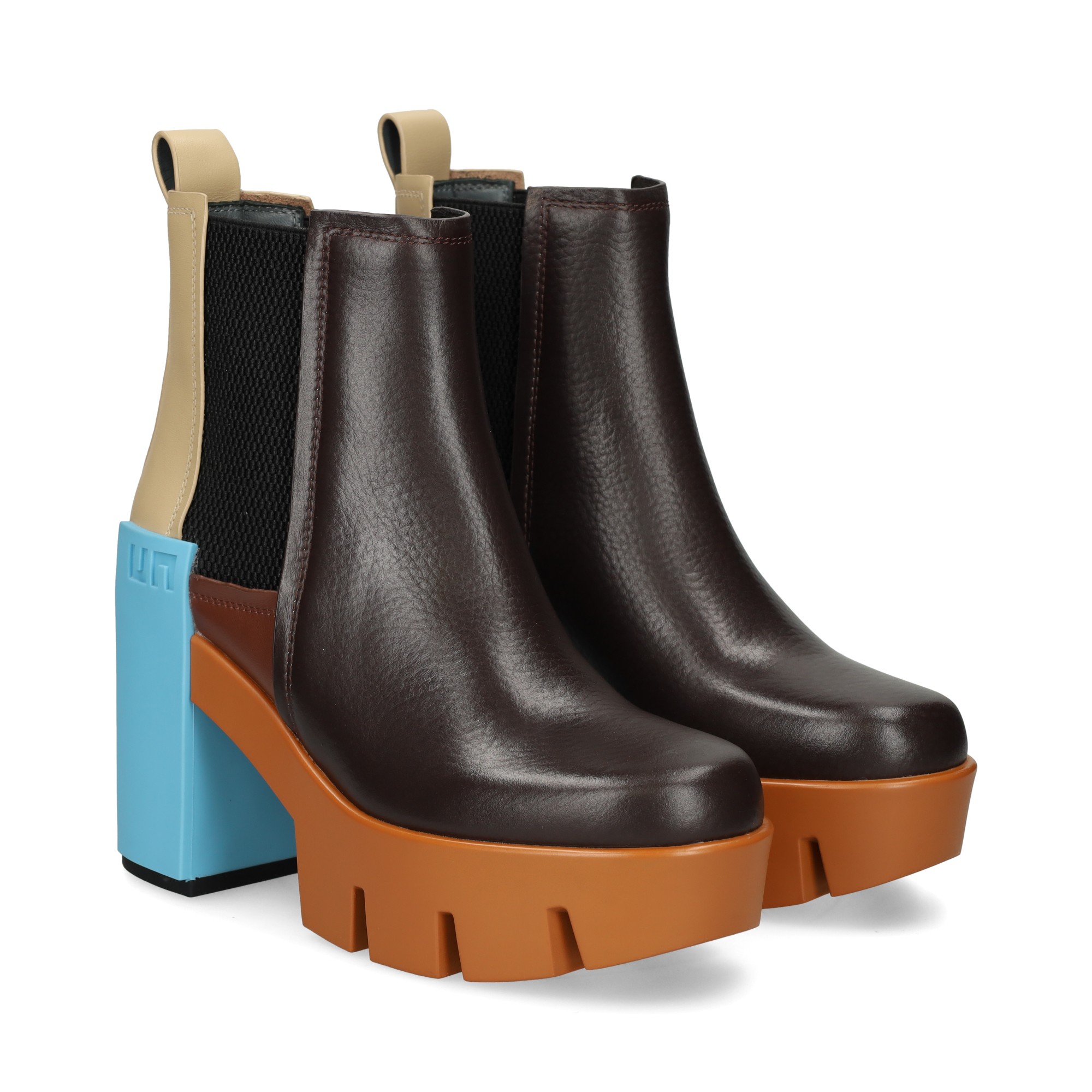 botin-elasticos-lados-multi-marron