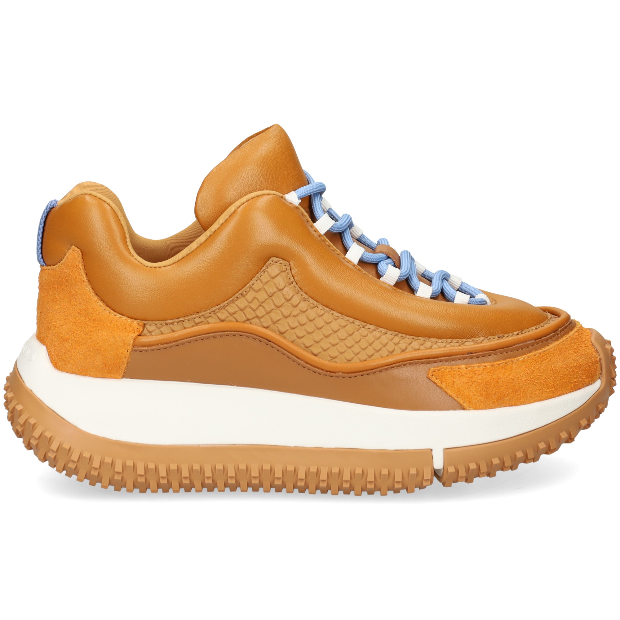 deportivo-lado-reptil-cuero