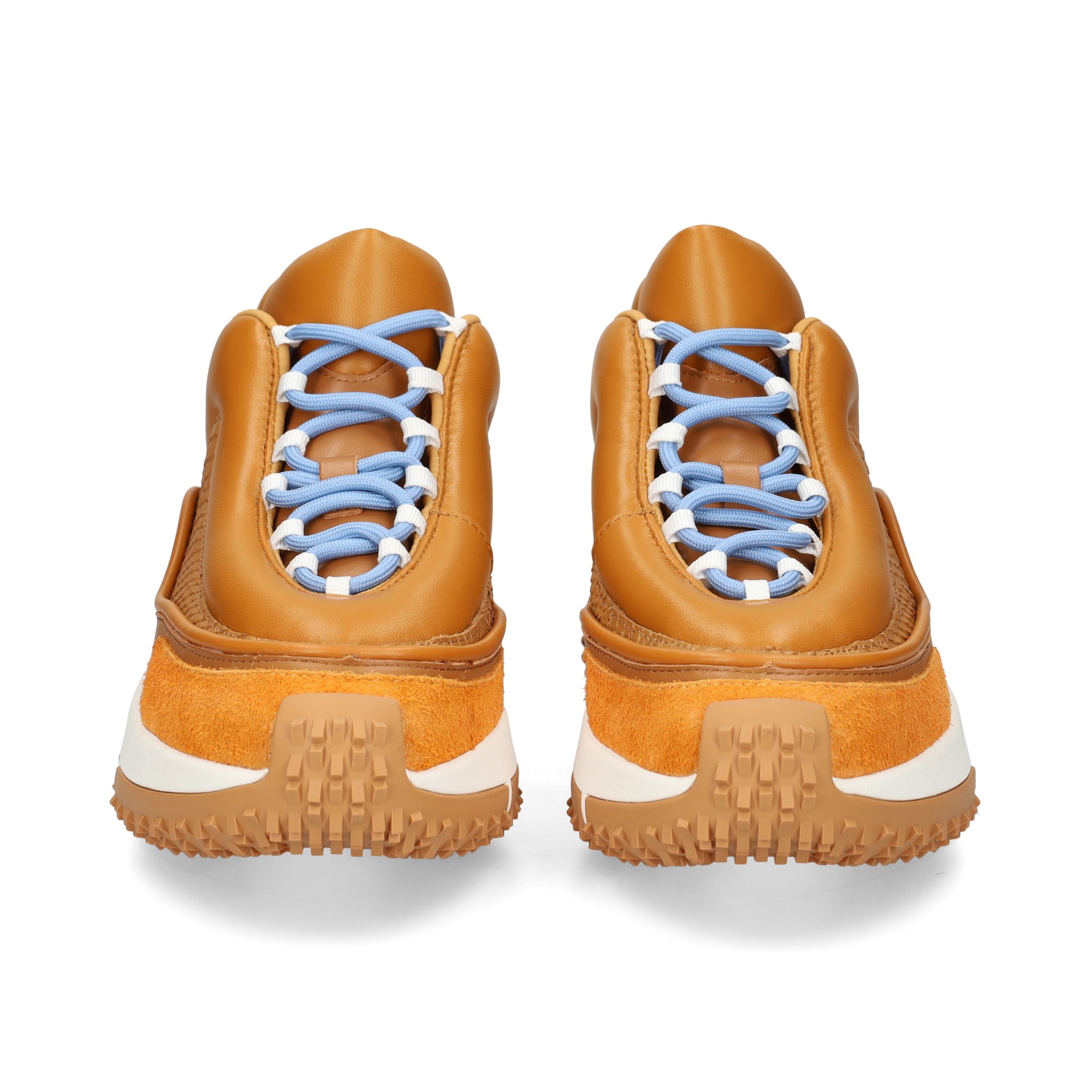 deportivo-lado-reptil-cuero