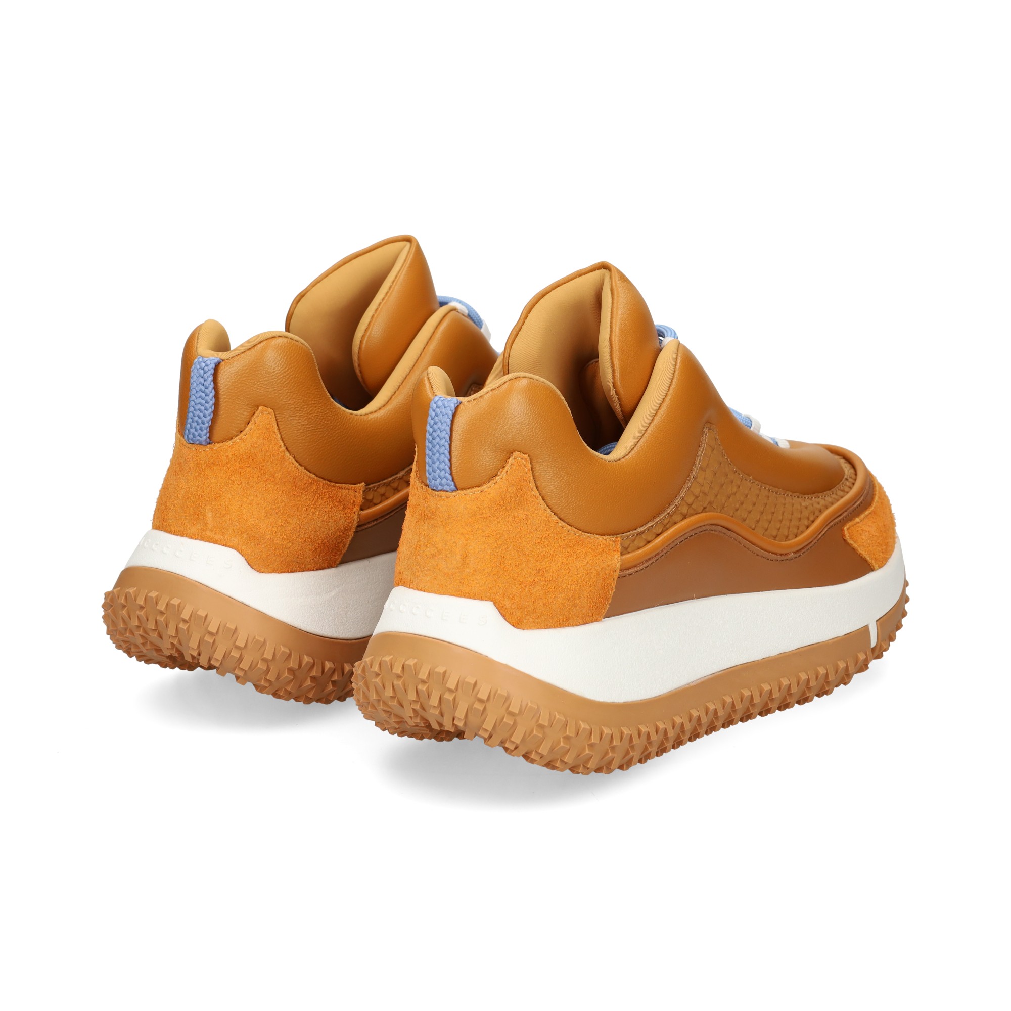 deportivo-lado-reptil-cuero