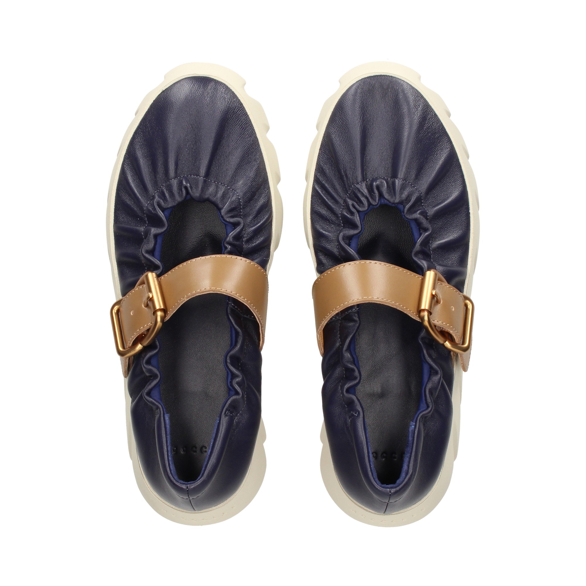 mercedes-hebilla-piel-azul