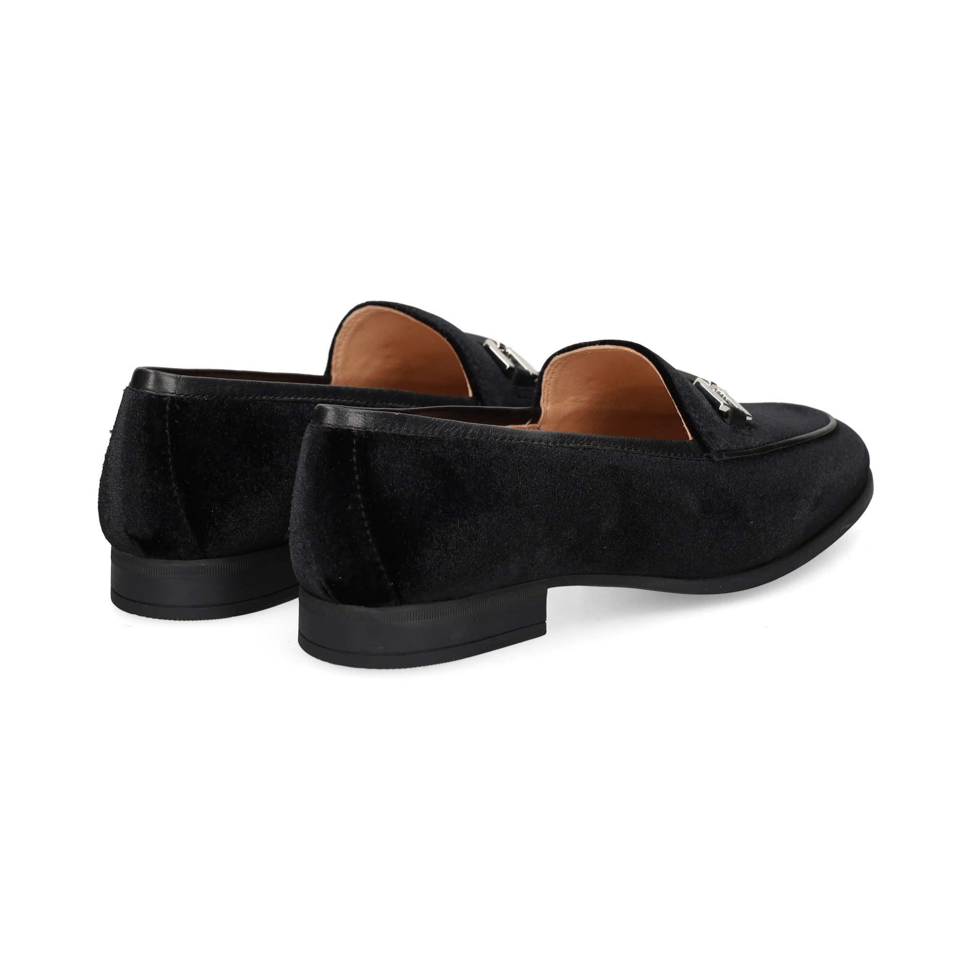 mocasin-eslabon-terciopelo-negro