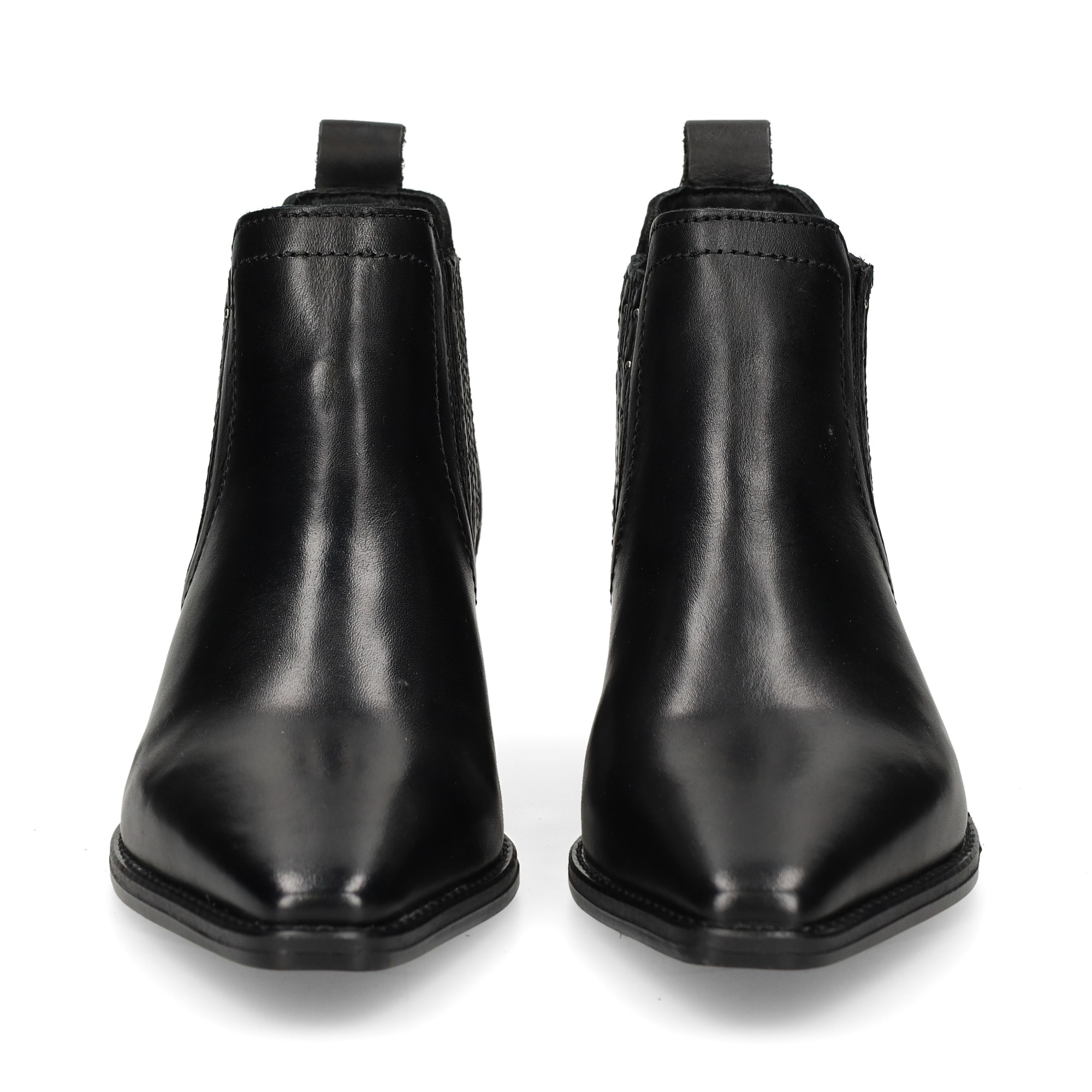 botin-tachas-en-elastico-piel-negro