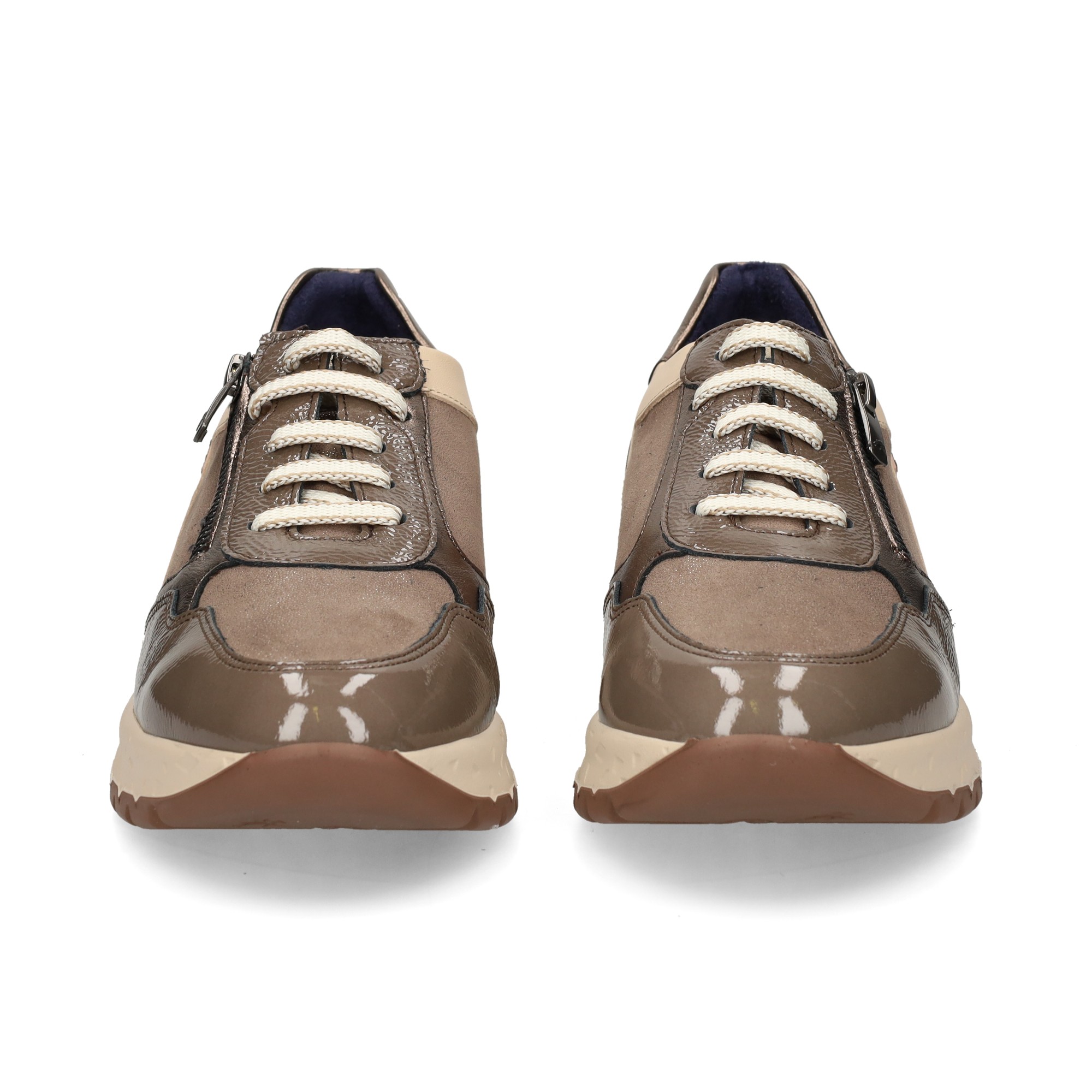 deportivo-charolnobuck-beige