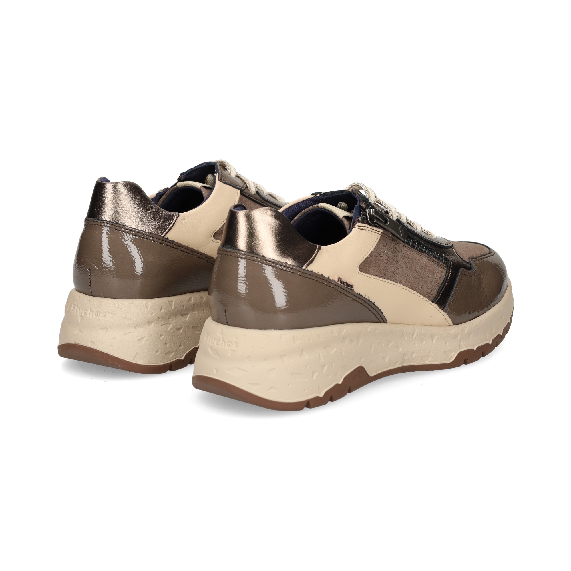 deportivo-charolnobuck-beige