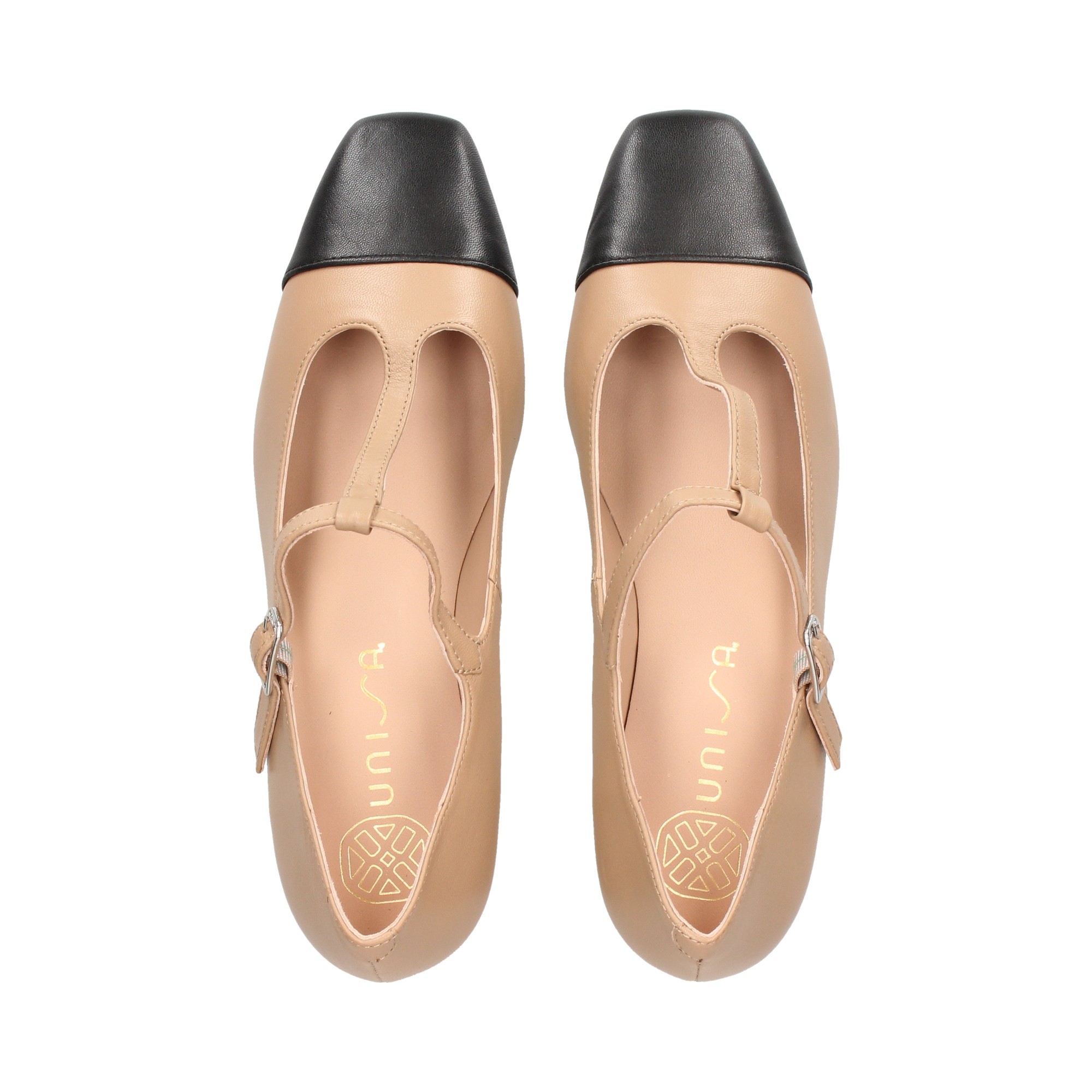 punta-negro-salon-bebe-piel-beige