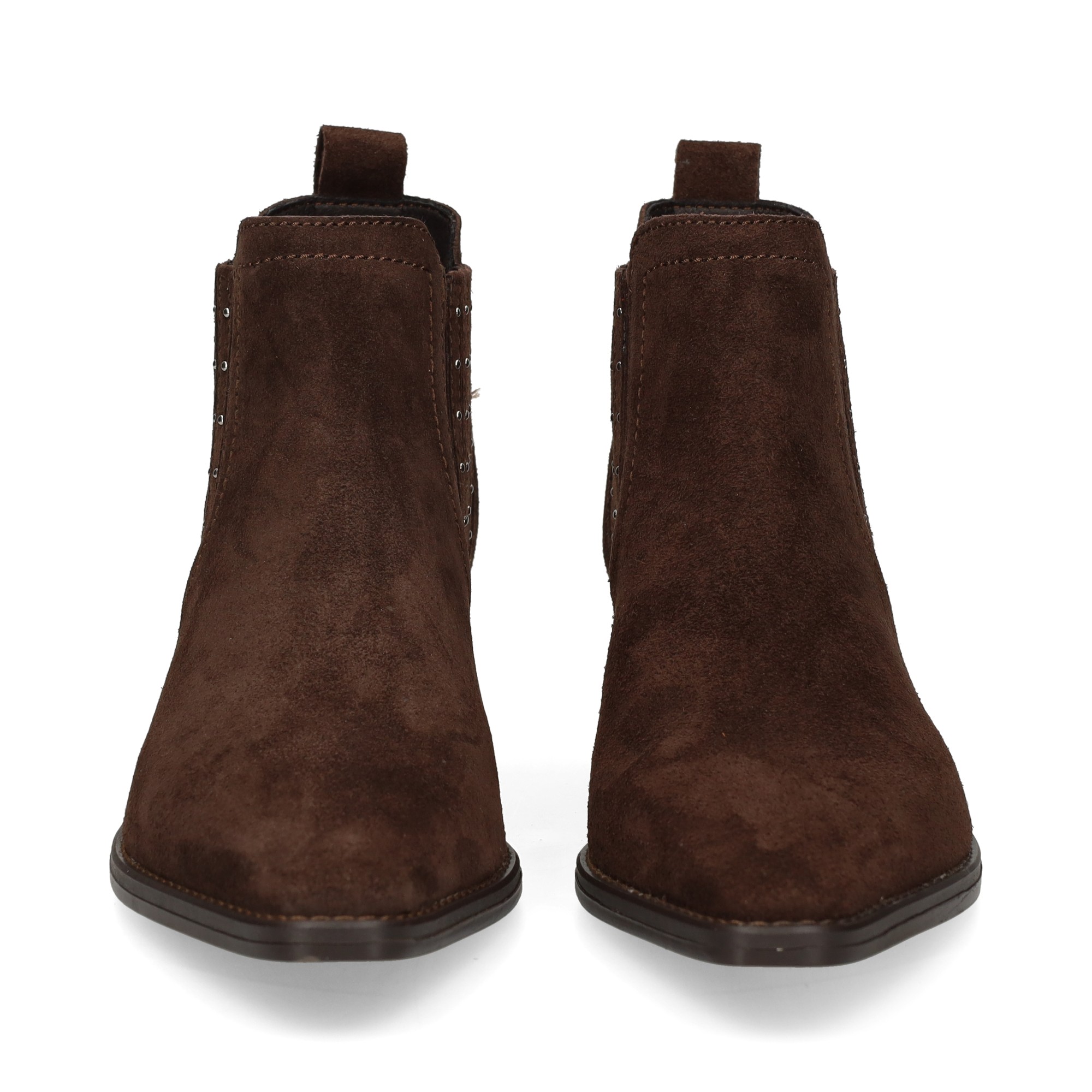 botin-tachas-en-elastico-ante-moka