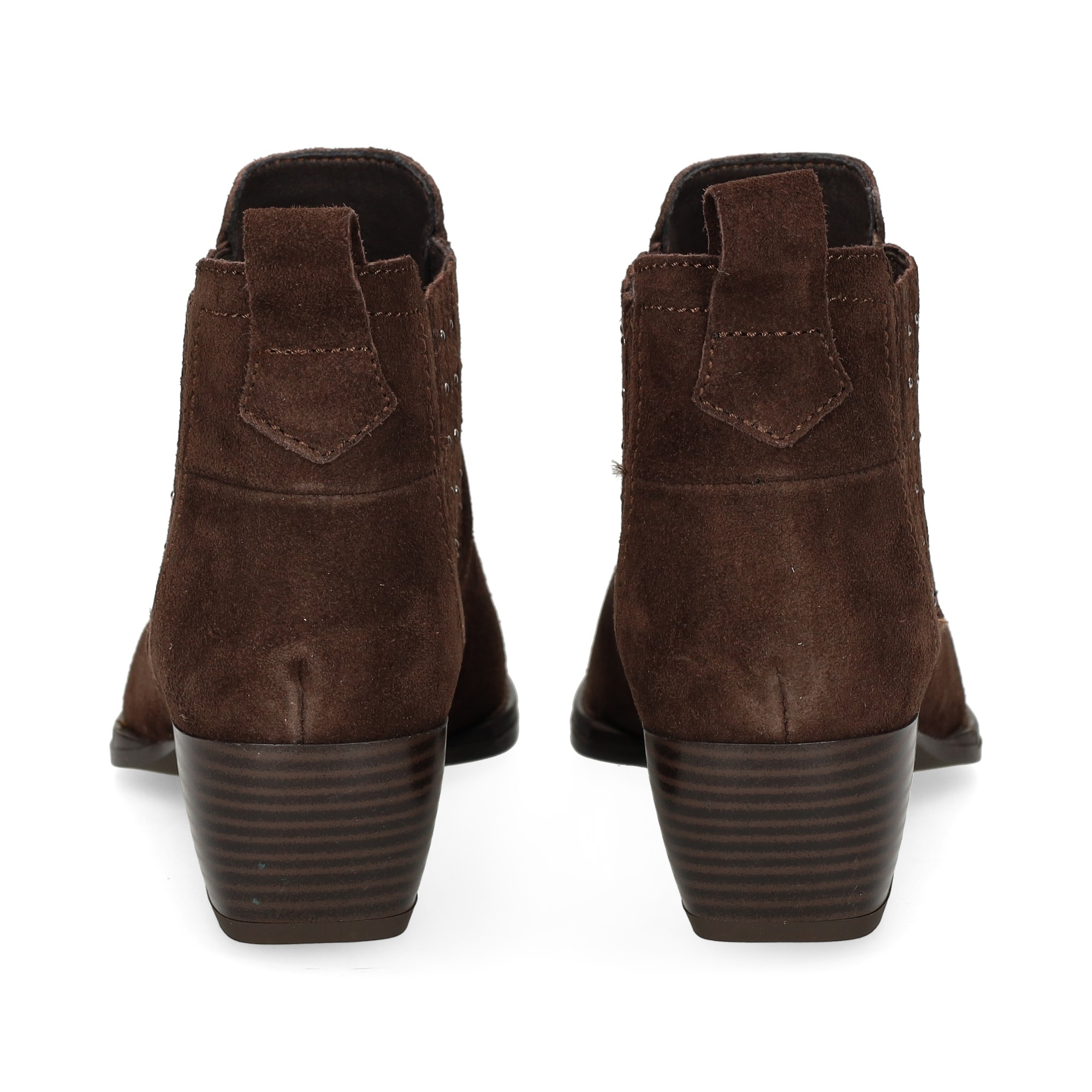 botin-tachas-en-elastico-ante-moka