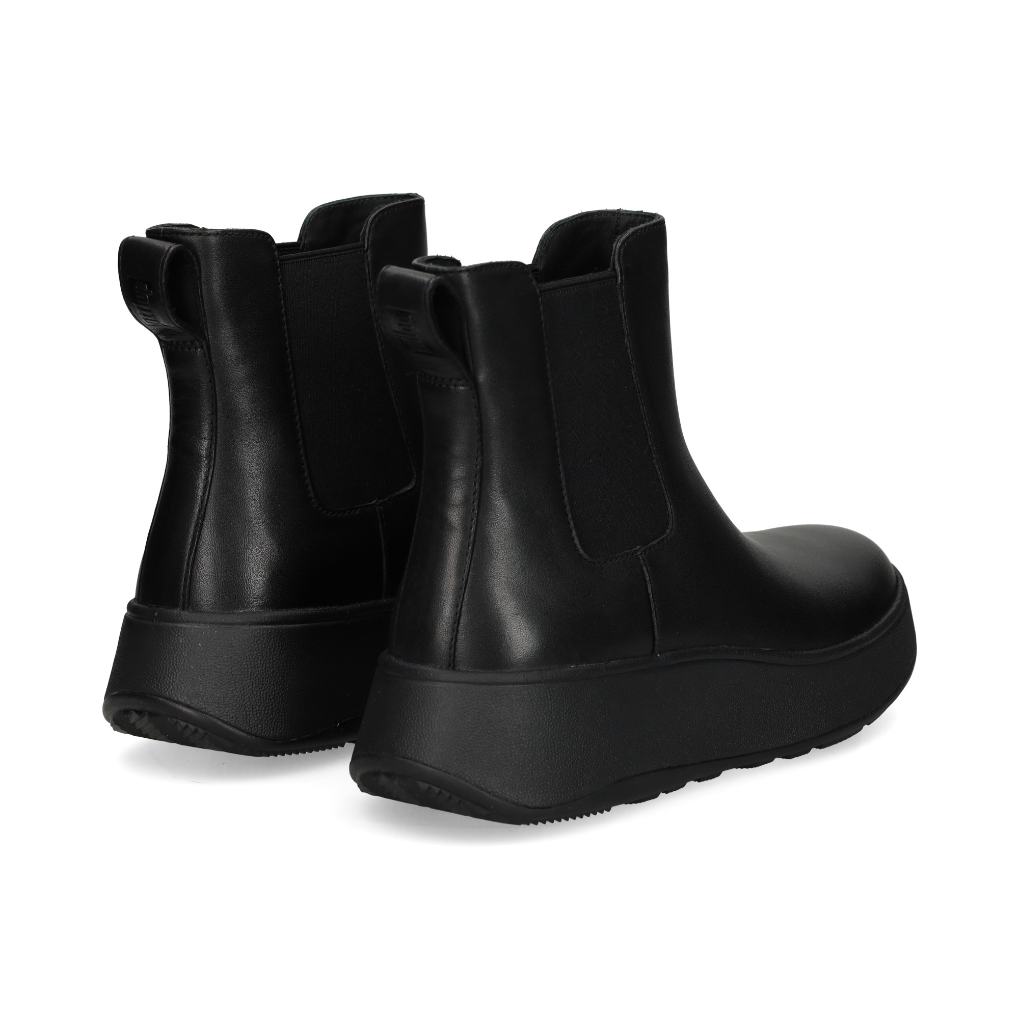botin-elasticos-lados-piel-negro