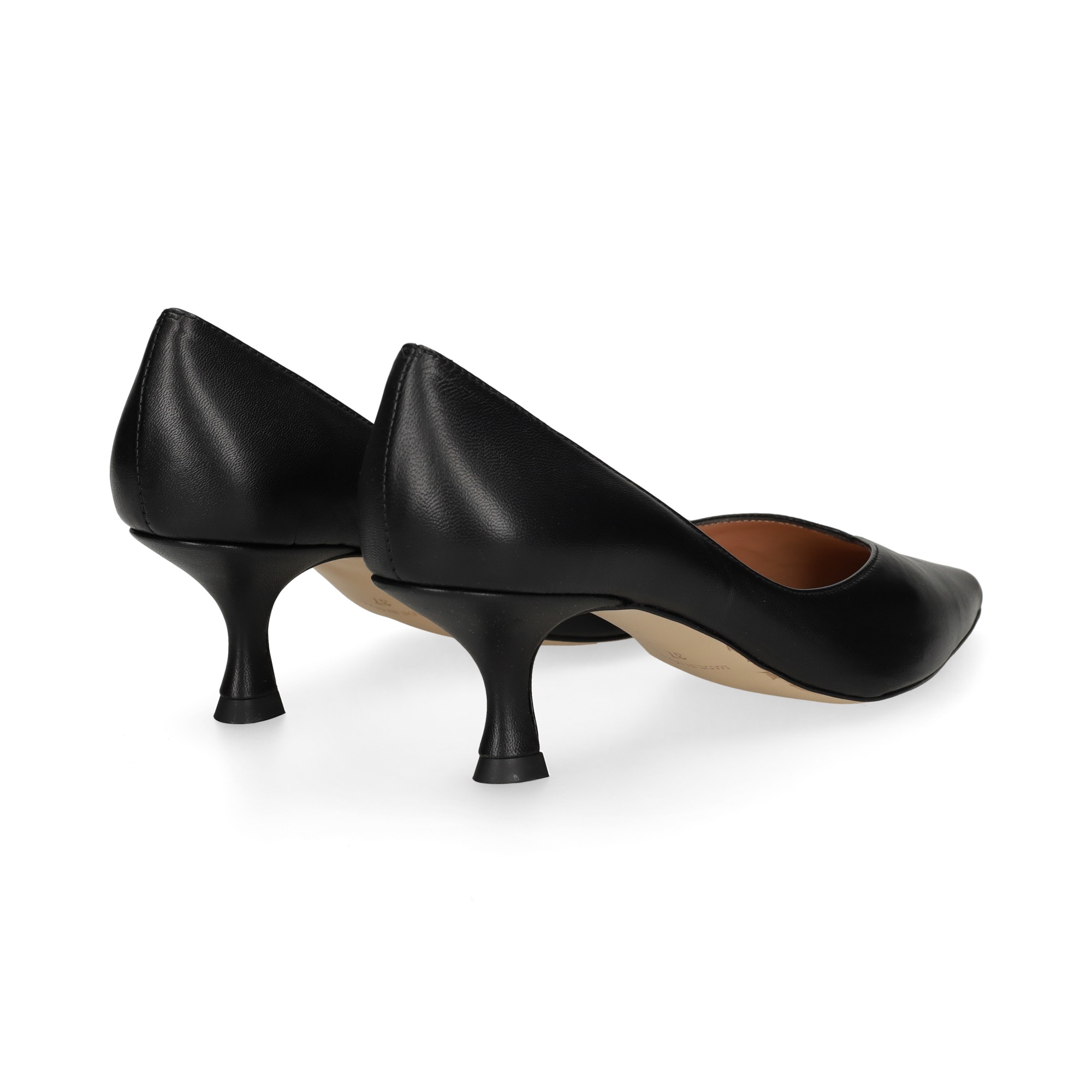 salon-piel-negro