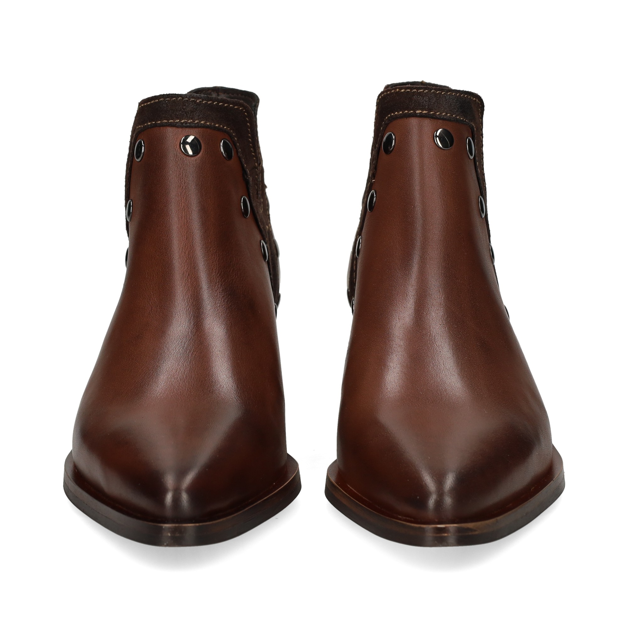 botin-tachas-pielante-moka