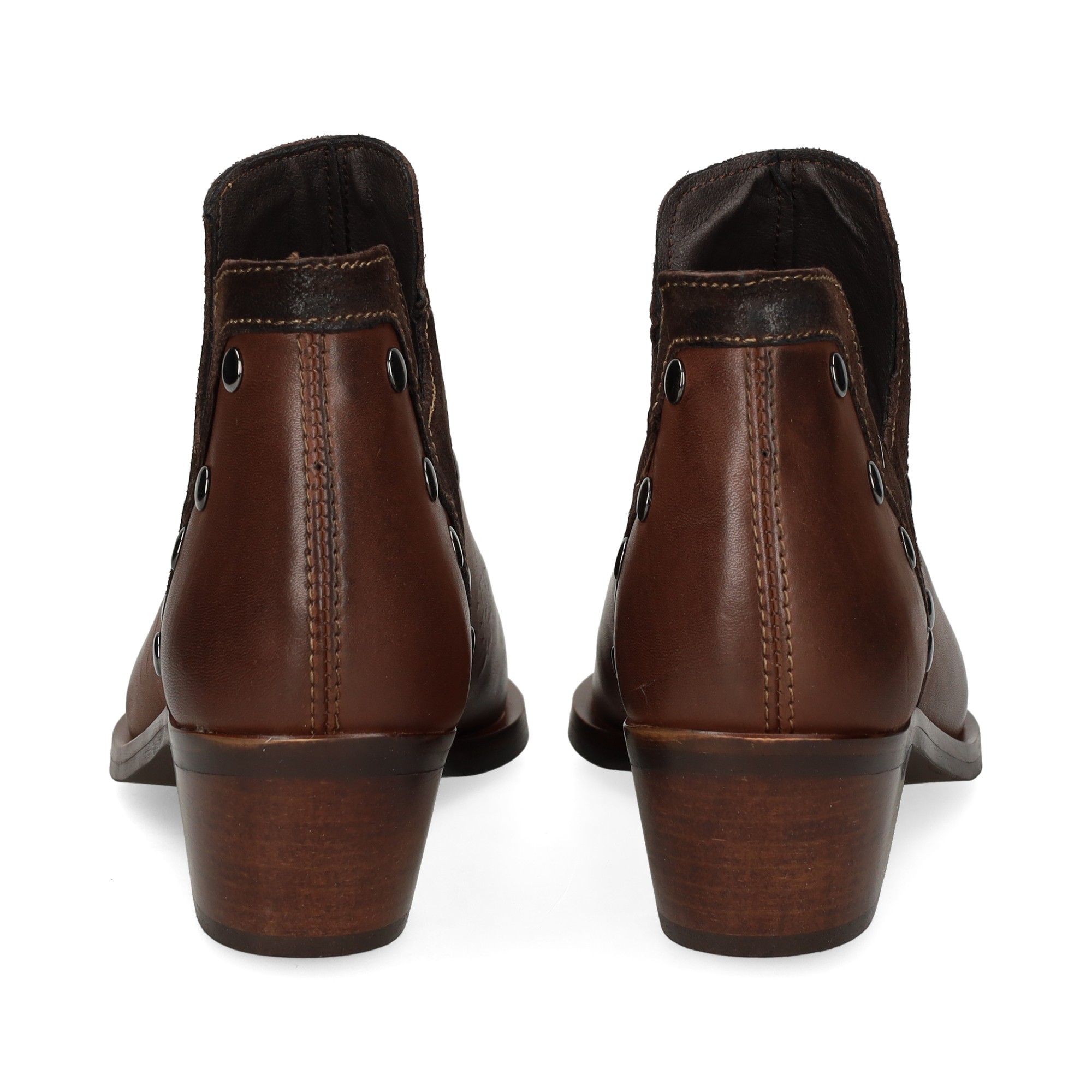 botin-tachas-pielante-moka