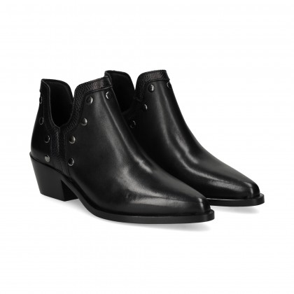 botin-tachas-piel-negro