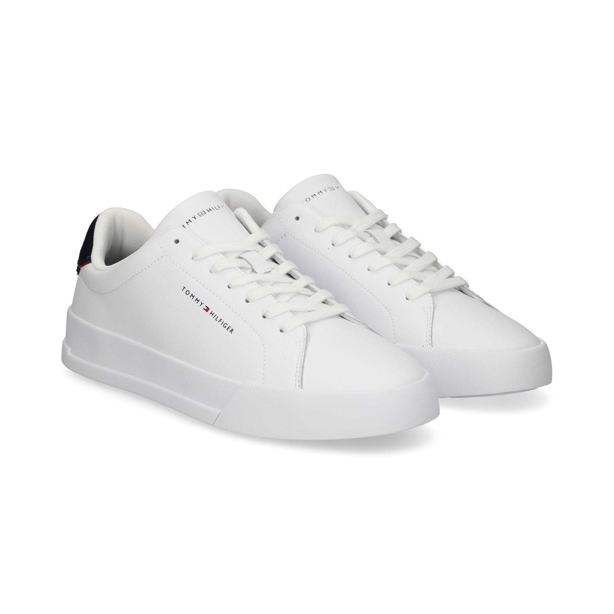 talon-azul-deportivo-piel-blanco