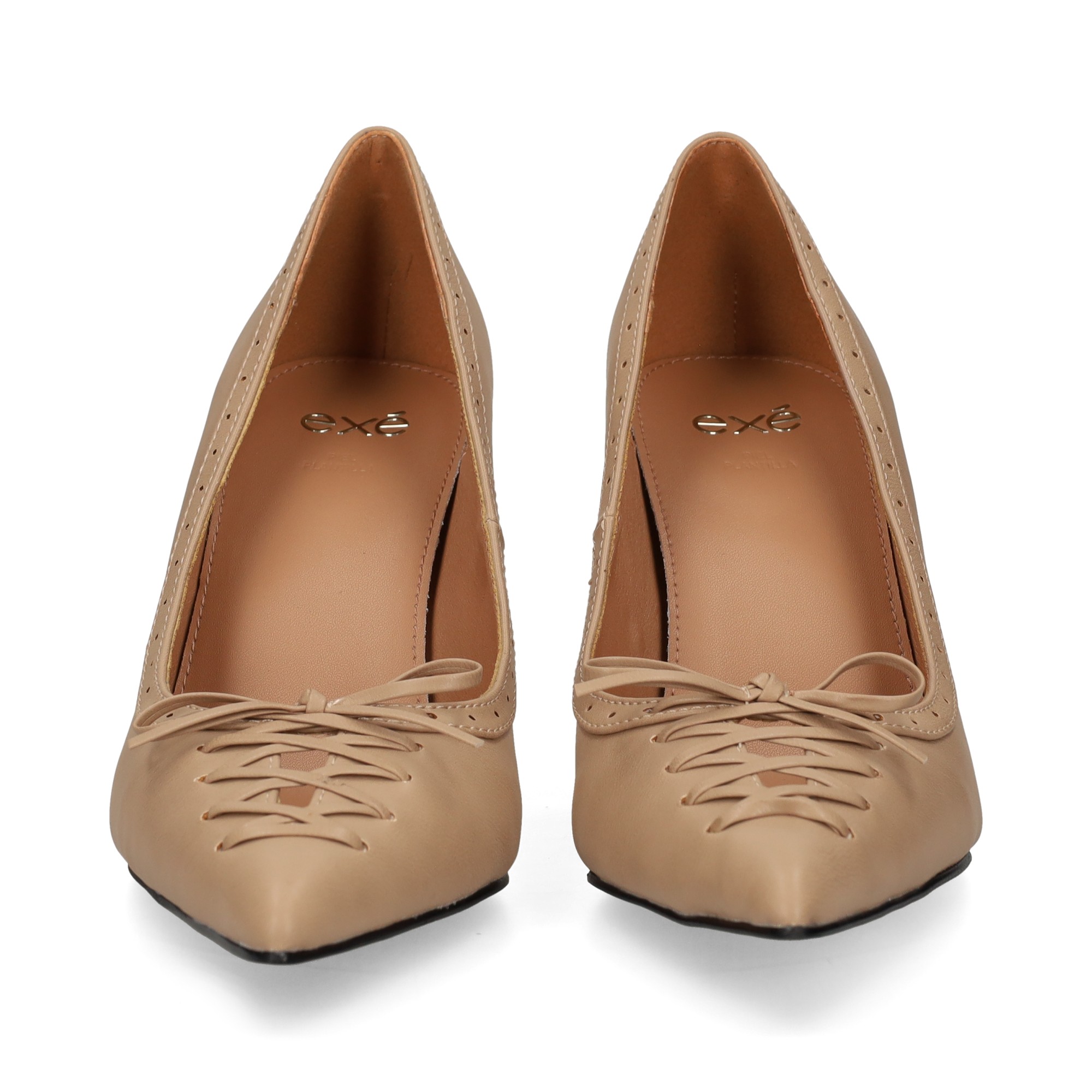 salon-acordonado-piel-beige