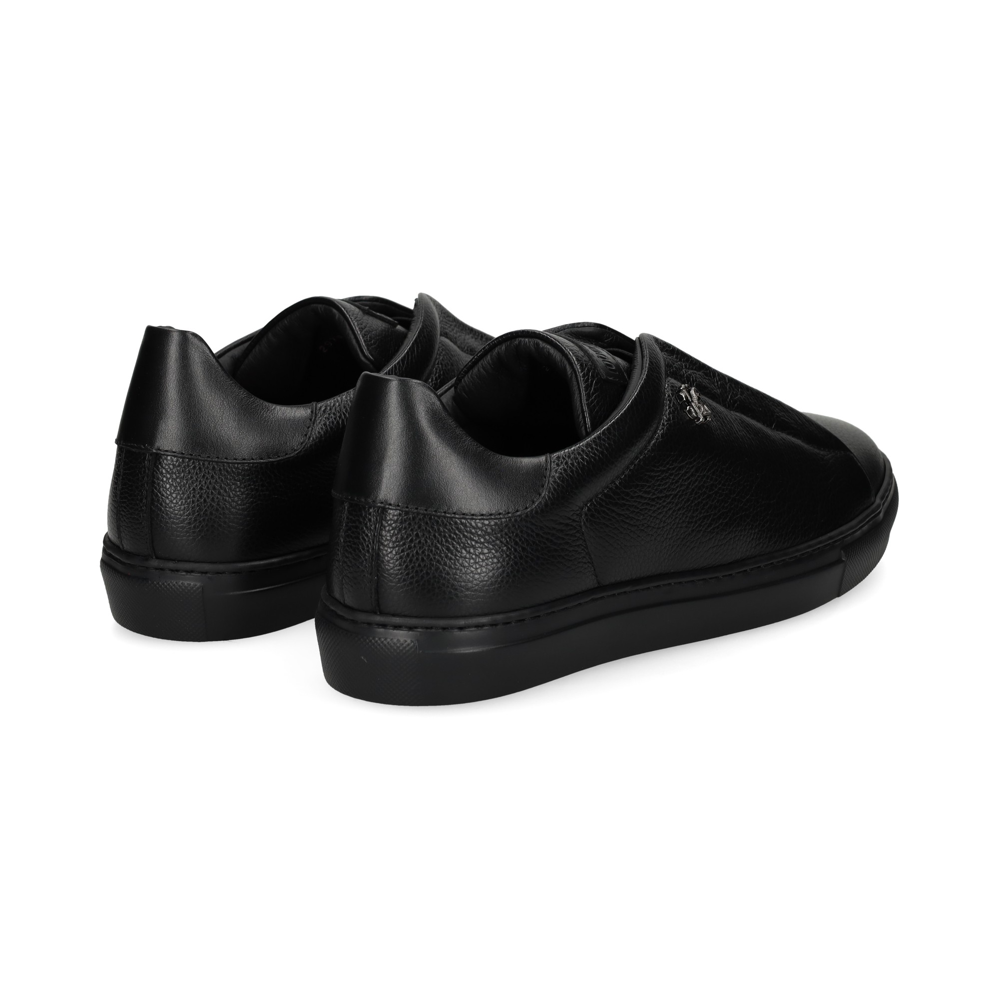 deportivo-sin-cordon-piel-negro