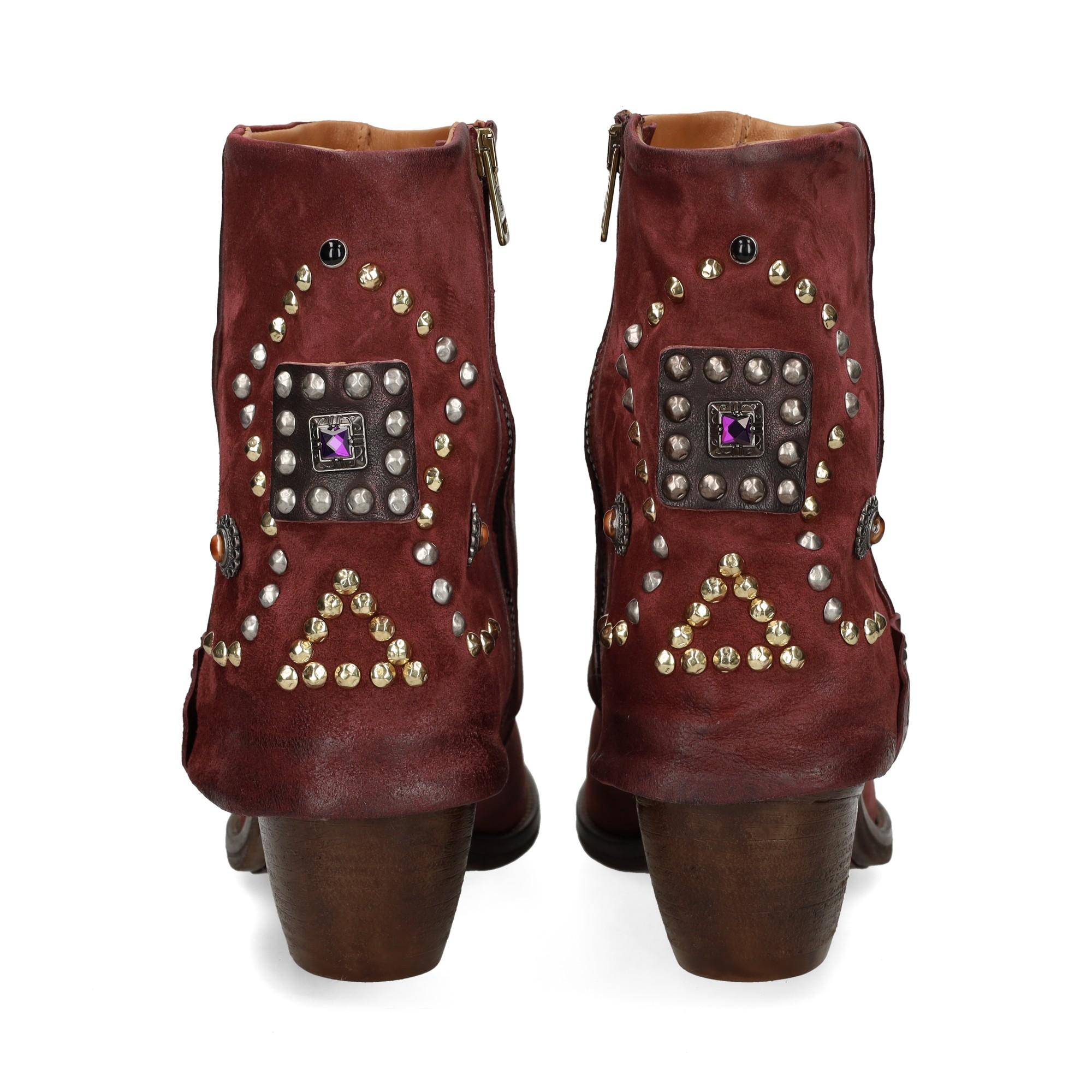 botin-cowboy-tachas-burdeos